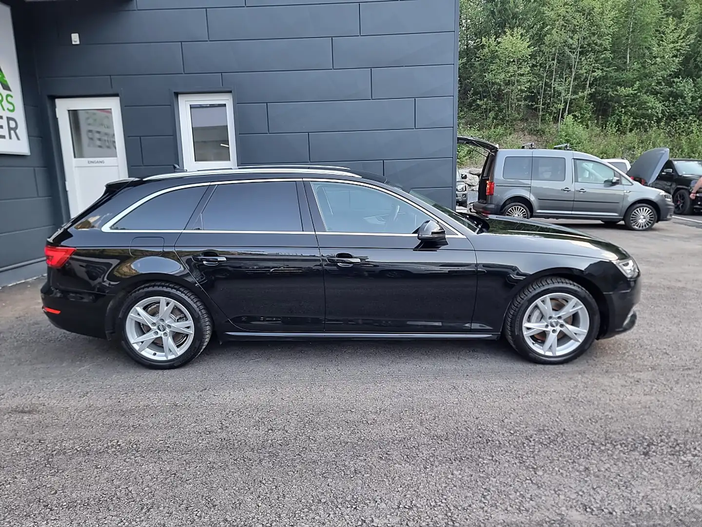 Audi A4 2.0 TDI Avant sport quattro**VIRTUAL**NAVI**MAT... Schwarz - 2