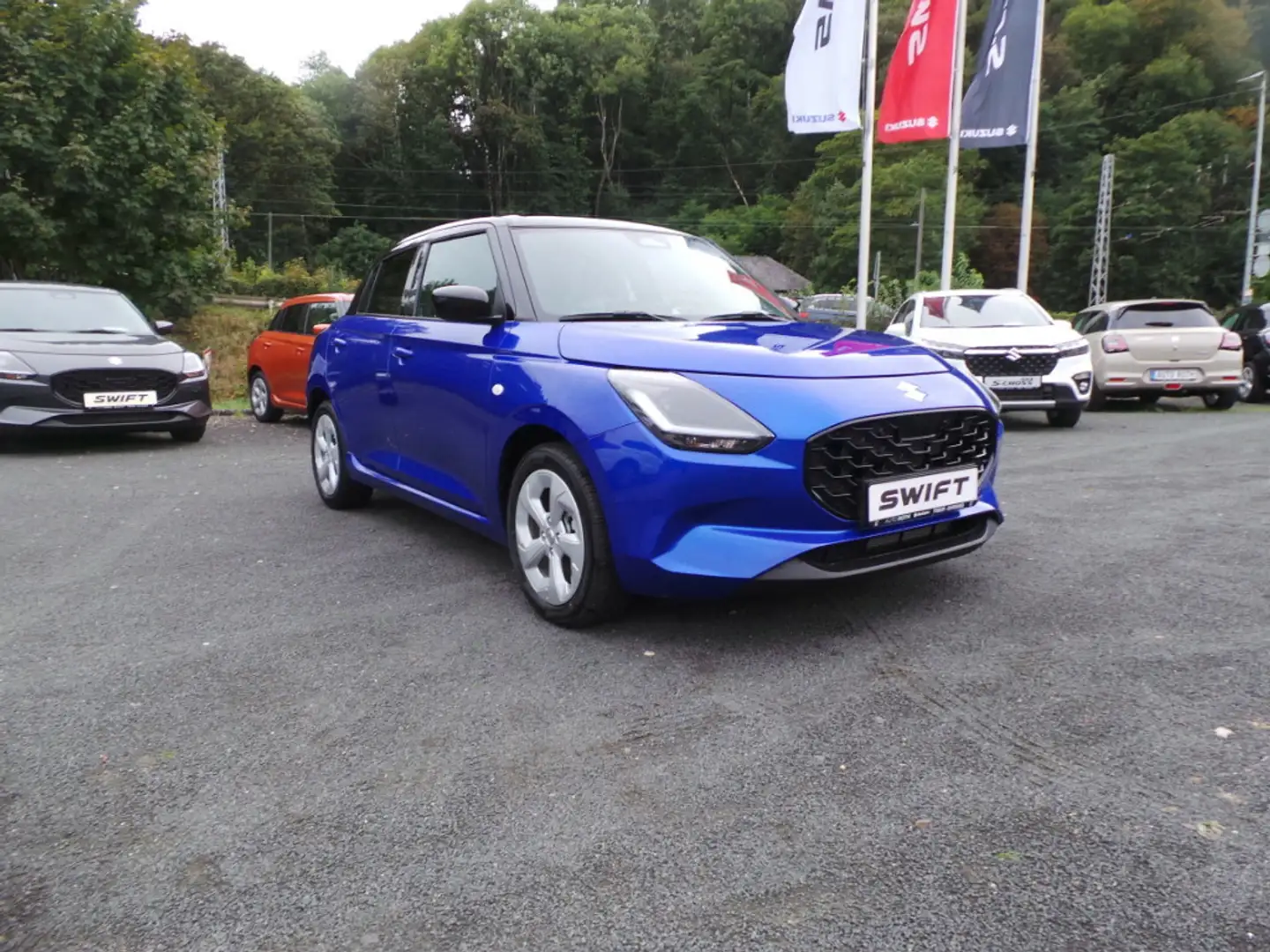 Suzuki Swift 1.2 Dualjet Hybrid 61 kW Comfort+ Bleu - 2