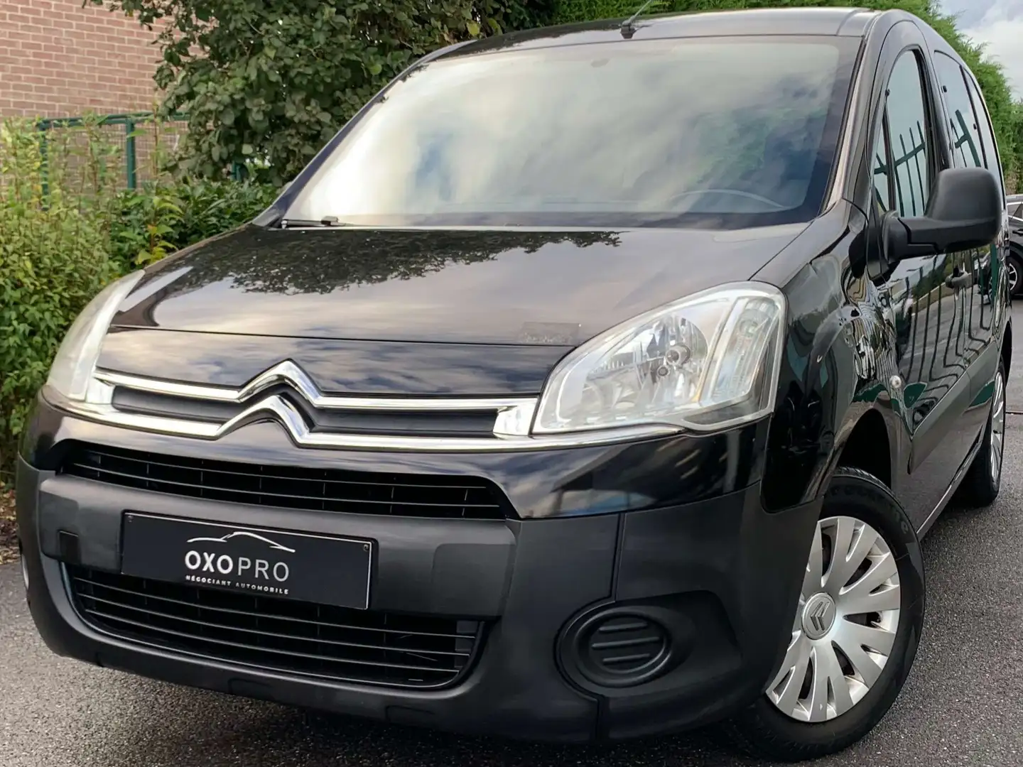 Citroen Berlingo 1.6Essence / Multispace / 5 Places / PRIX EMPORTER Noir - 1
