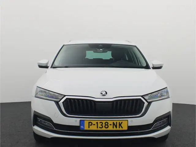 Skoda Octavia view 21