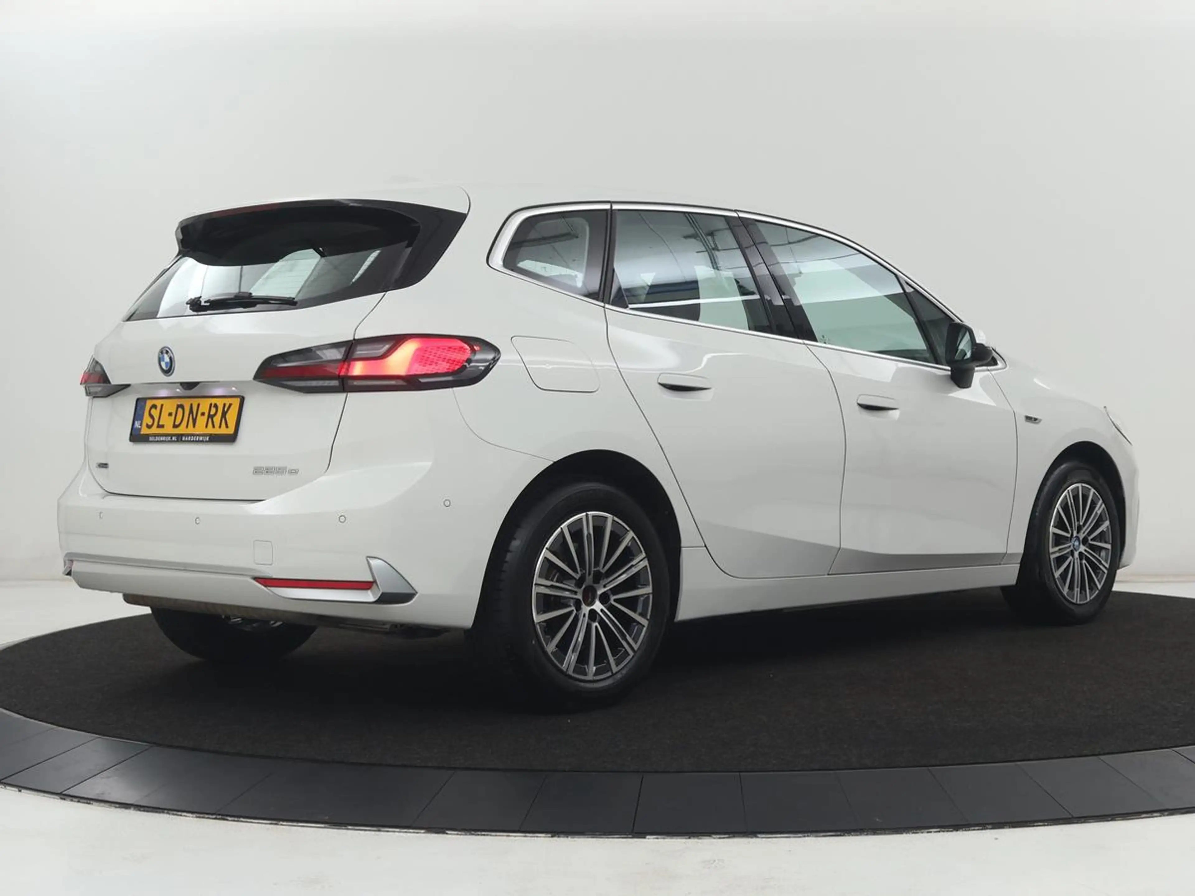 BMW 225 2-Serie e xDrive Luxury Line | SOH 91,6% | Leder | — photo 38