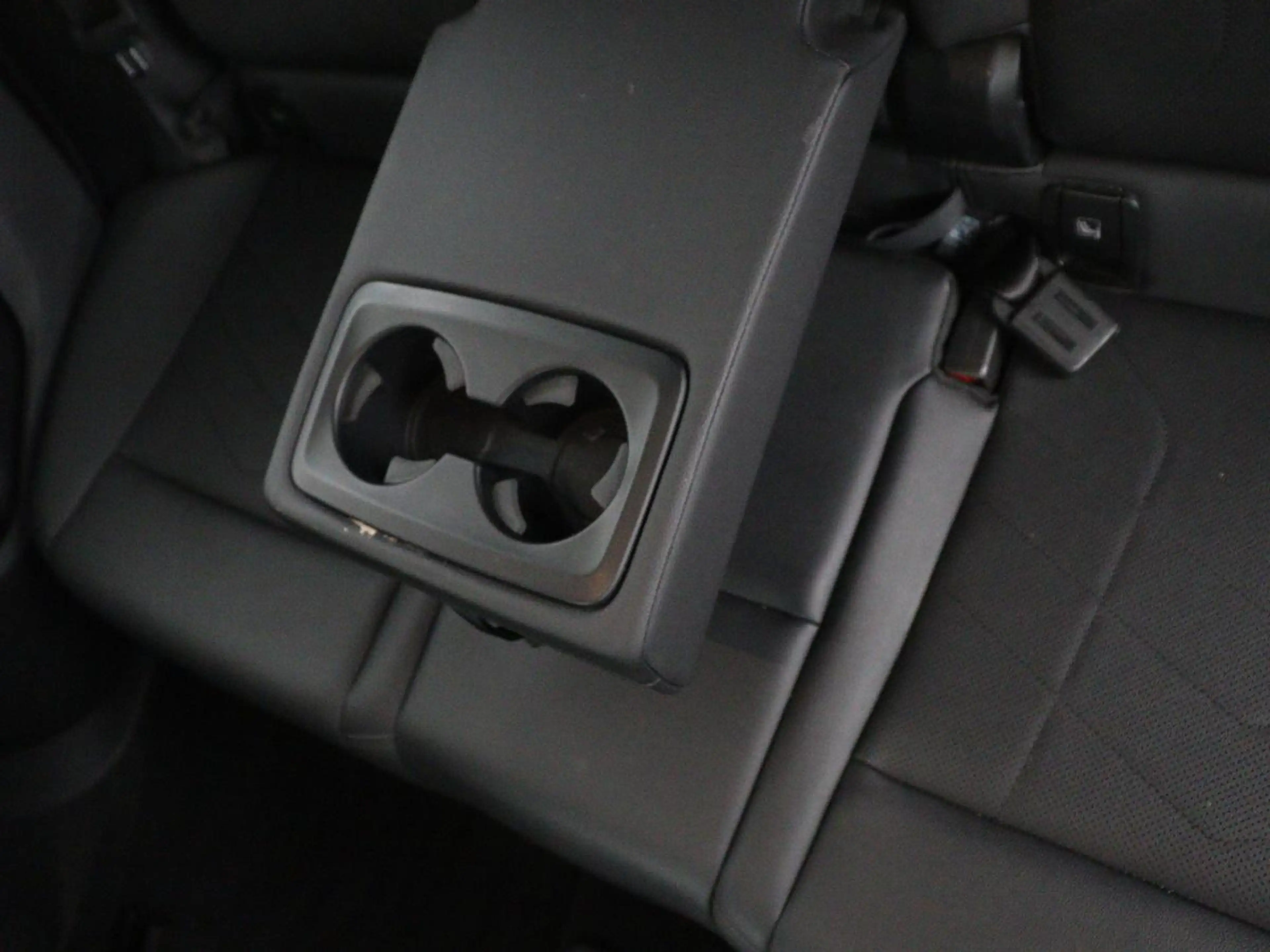 BMW 225 2-Serie e xDrive Luxury Line | SOH 91,6% | Leder | — photo 6