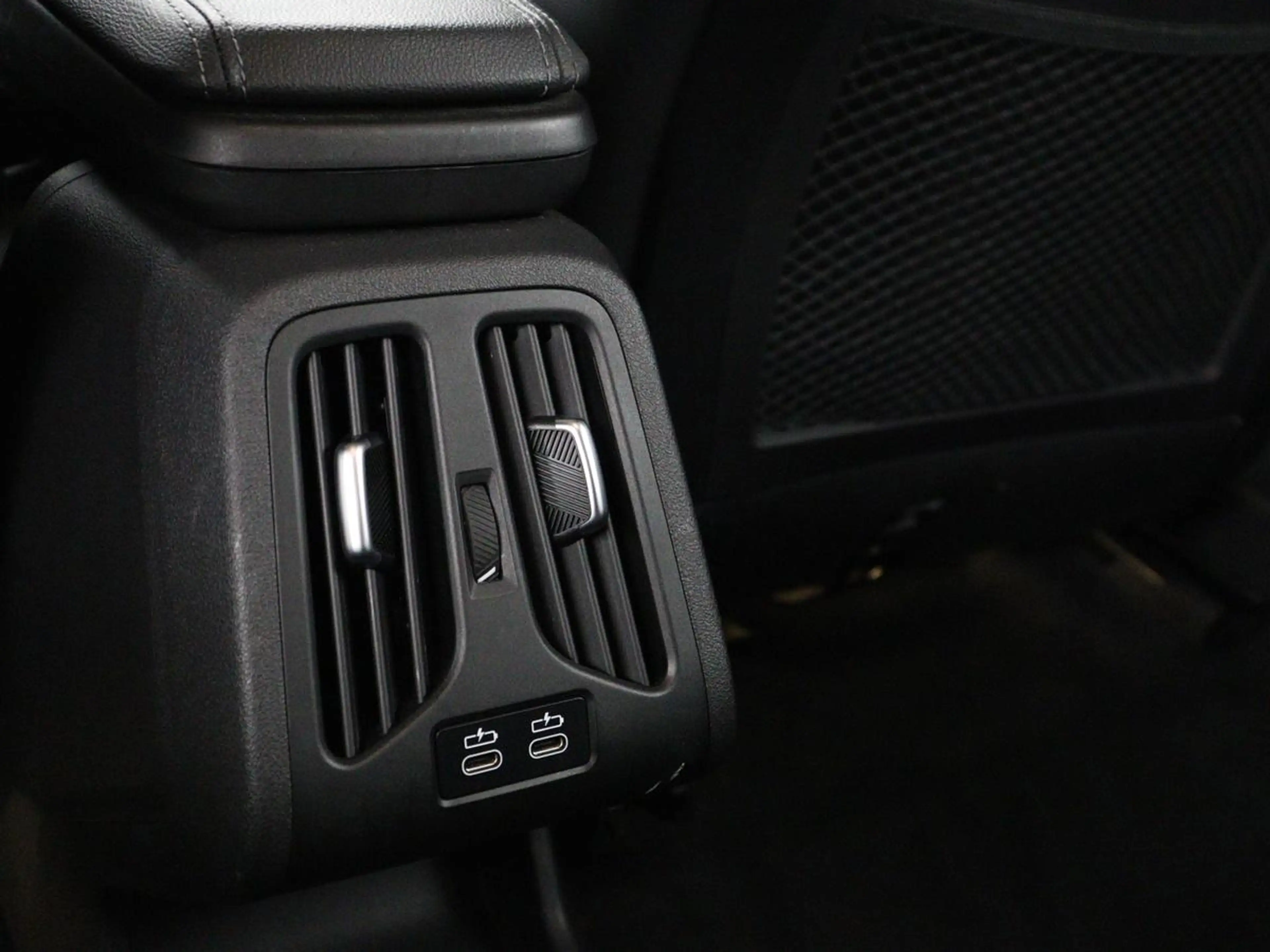 BMW 225 2-Serie e xDrive Luxury Line | SOH 91,6% | Leder | — photo 33