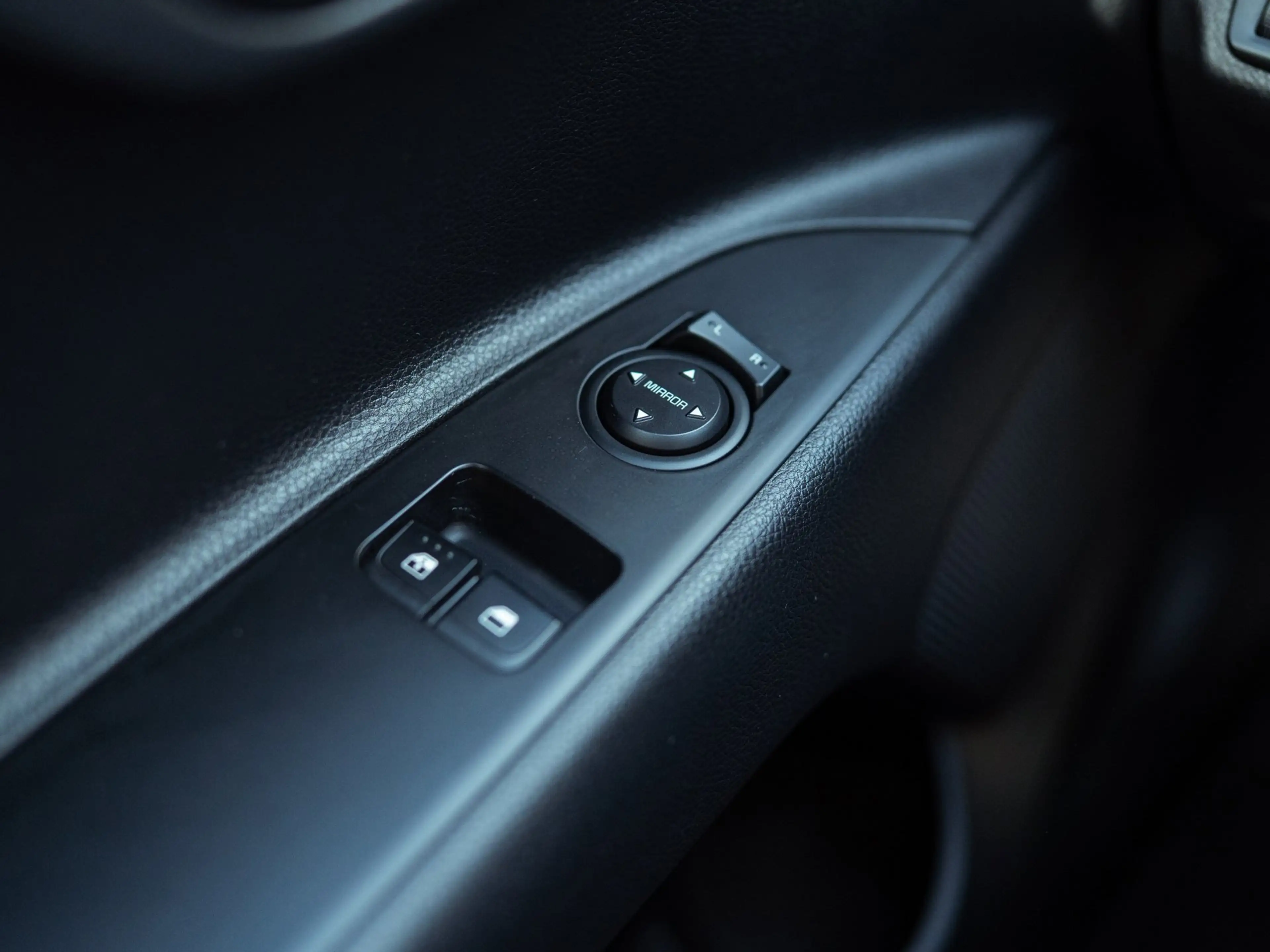 Kia Stonic 1.0 T-GDi MHEV DynamicLine 101 pk (2021) | Camera — photo 12