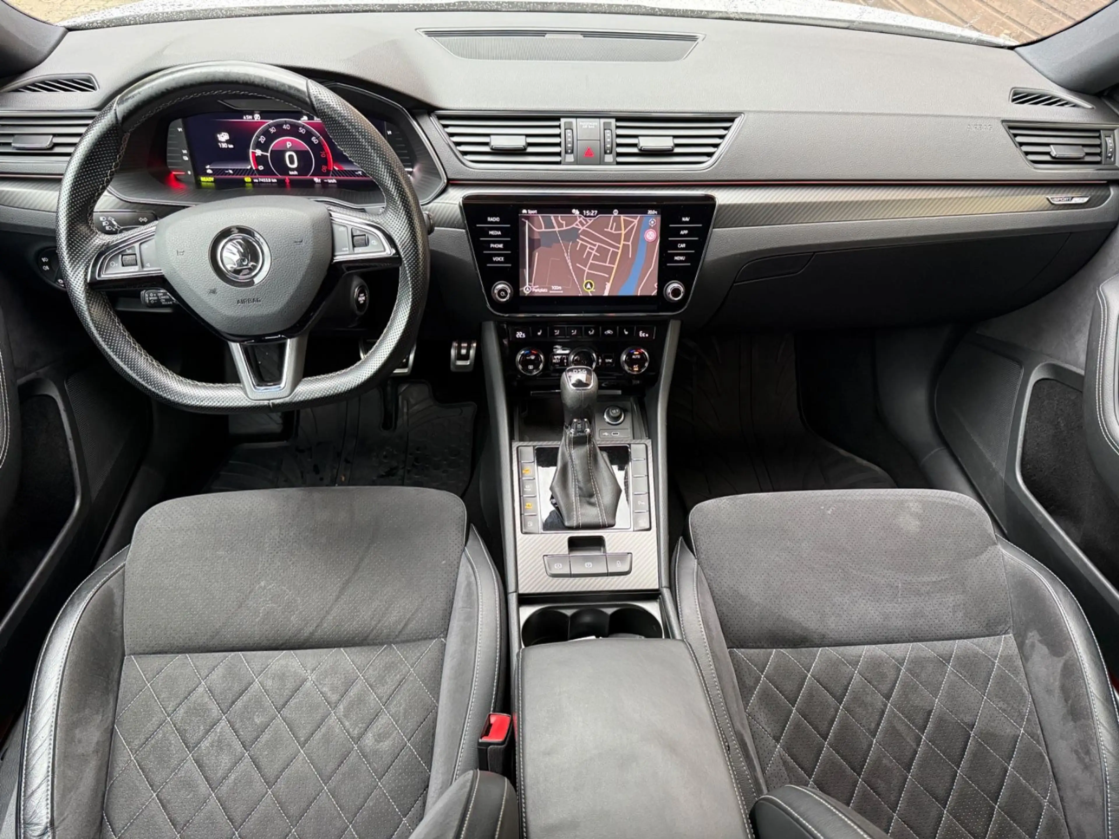 Skoda Superb Combi SPORTLINE DSG iV*Virtual*160KW — photo 9