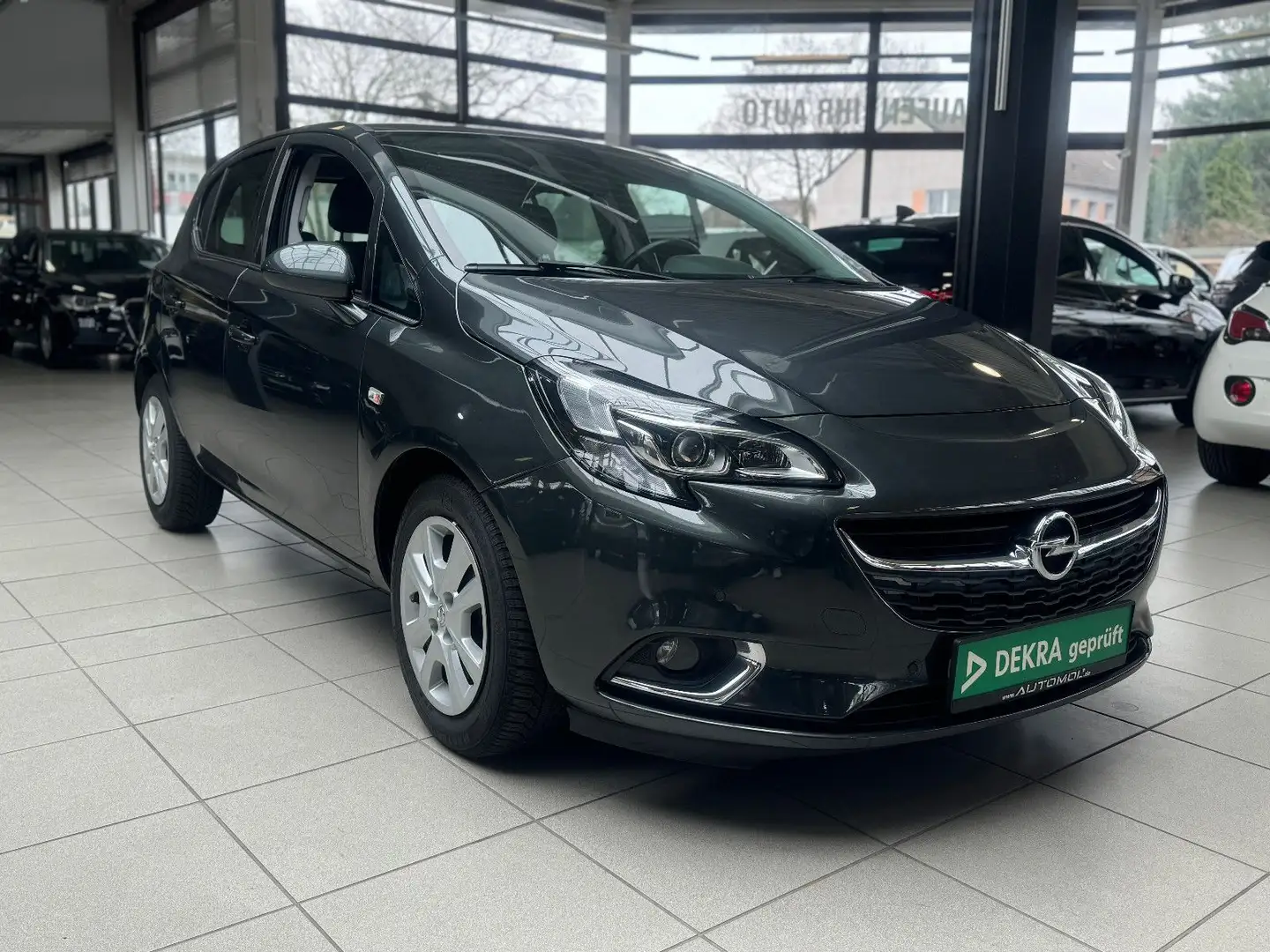 Opel Corsa E Innovation 1.0 ecoFlex Gris - 2