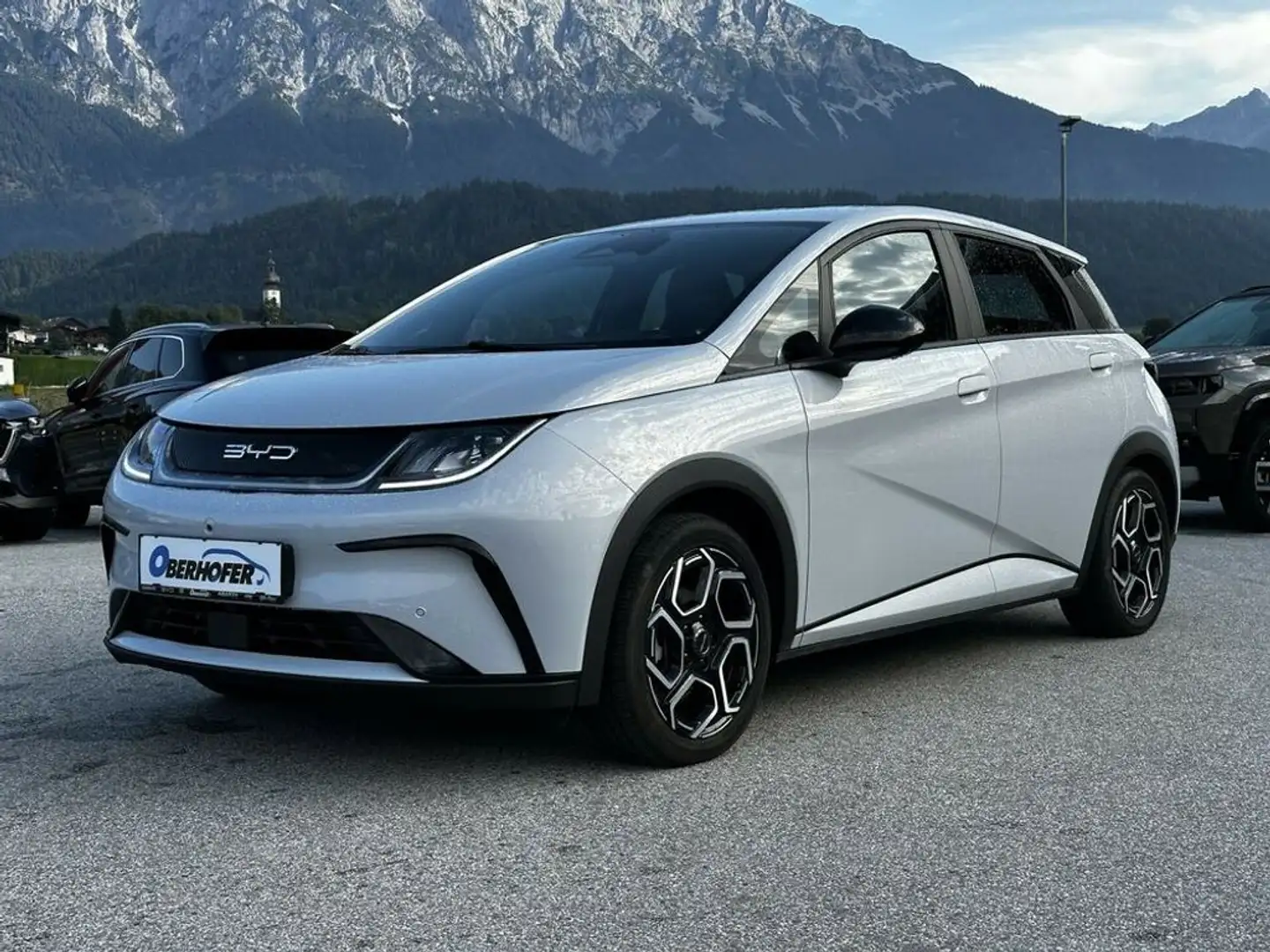 BYD Dolphin 60,4 kWh Comfort Österreich Paket Weiß - 2
