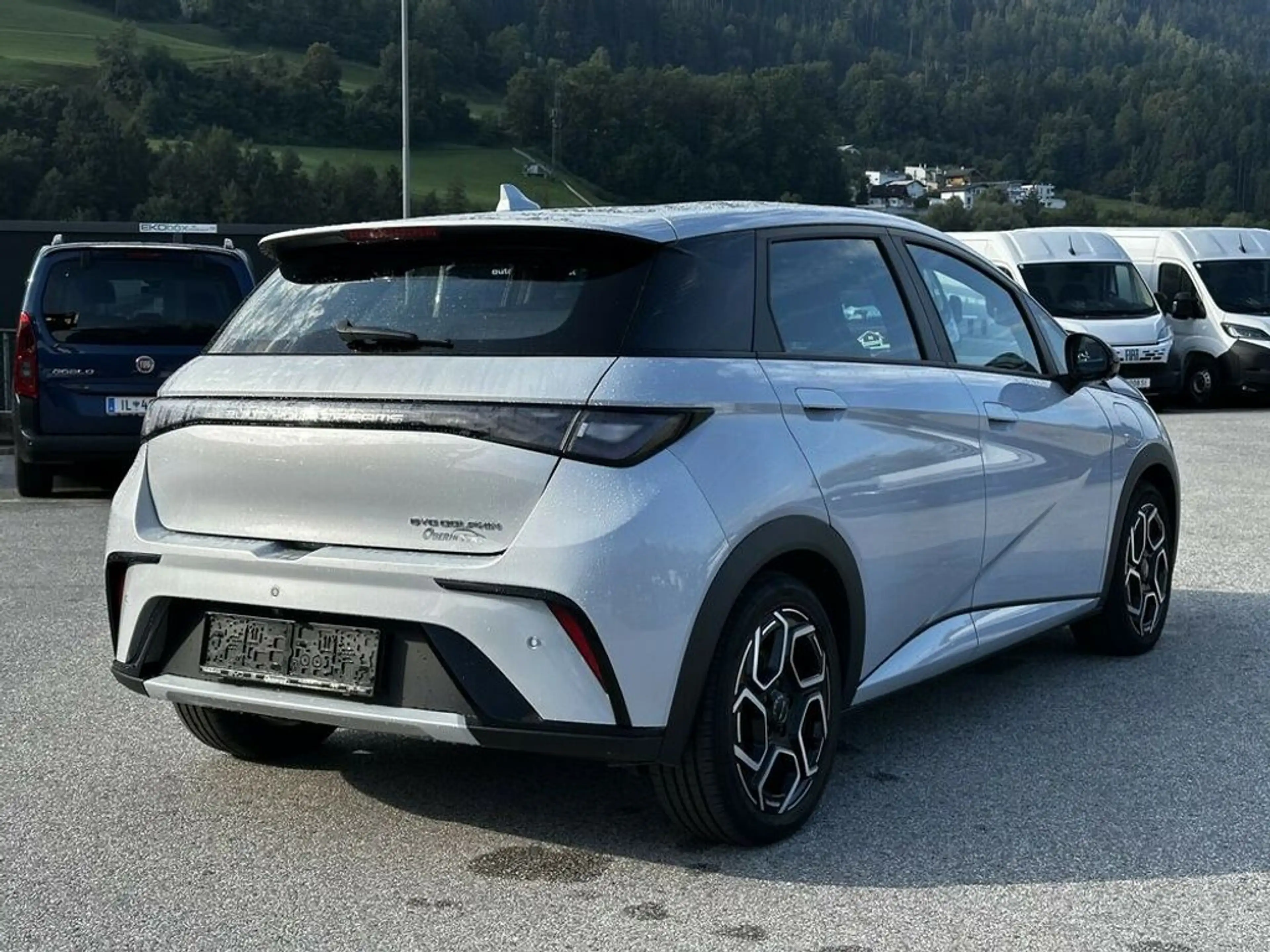 BYD Dolphin 60,4 kWh Comfort Österreich Paket — photo 6