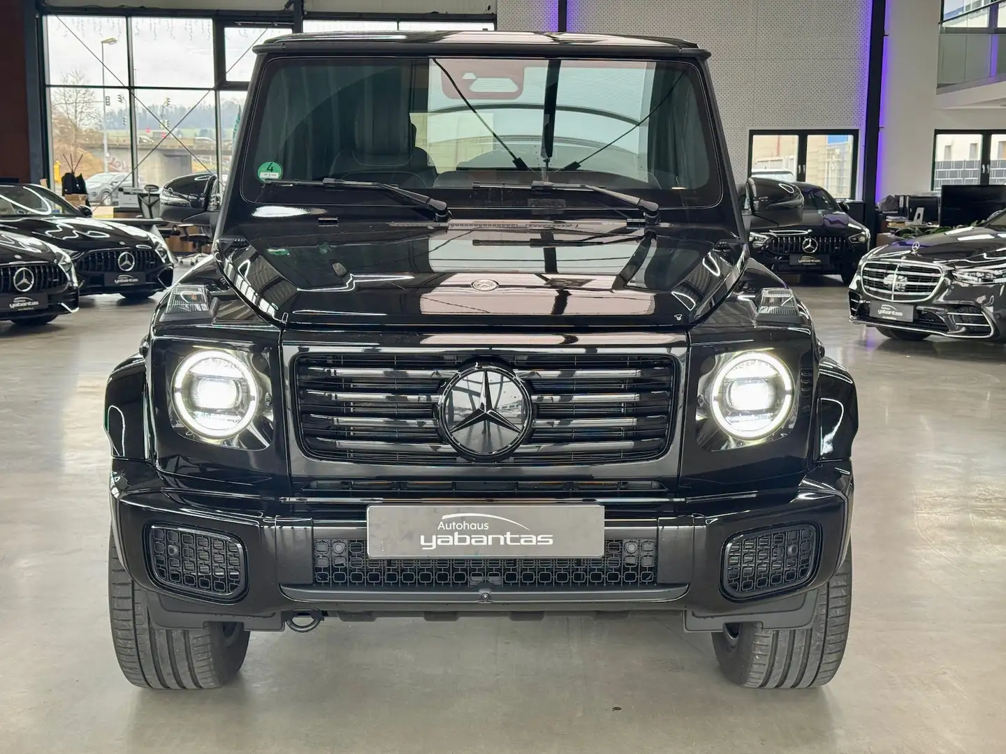 Mercedes-Benz G 450 d AMG SUPERIOR Night 360°-K SHD Distronic+ ZHZ KEY Černá - 2