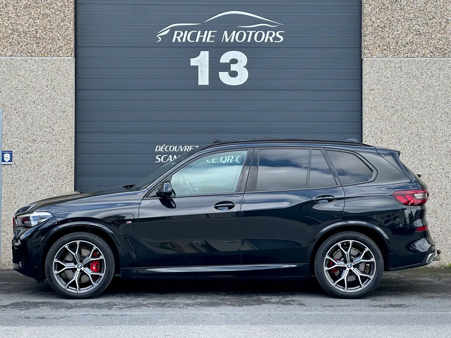 BMW X5 45e PHEV / Pack M / 21" / PANO / Att. remorque Zwart - 2