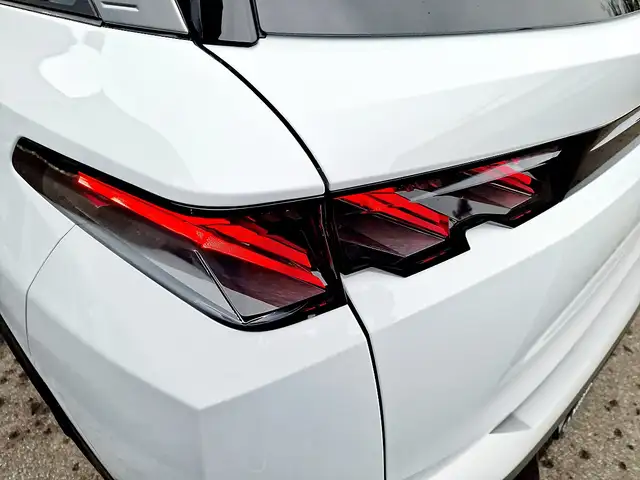 Peugeot 5008 Elektro 210 73kWh GT "sofort verfügbar" Ansicht 10