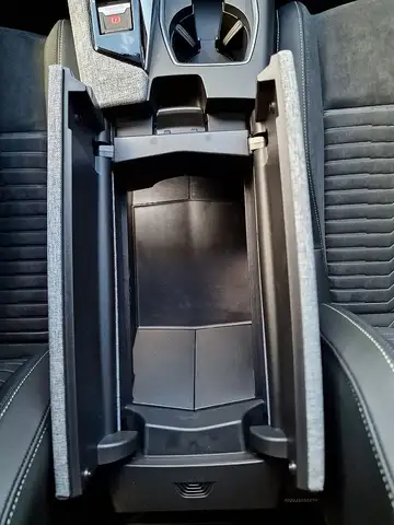 Peugeot 5008 Elektro 210 73kWh GT "sofort verfügbar" Ansicht 46