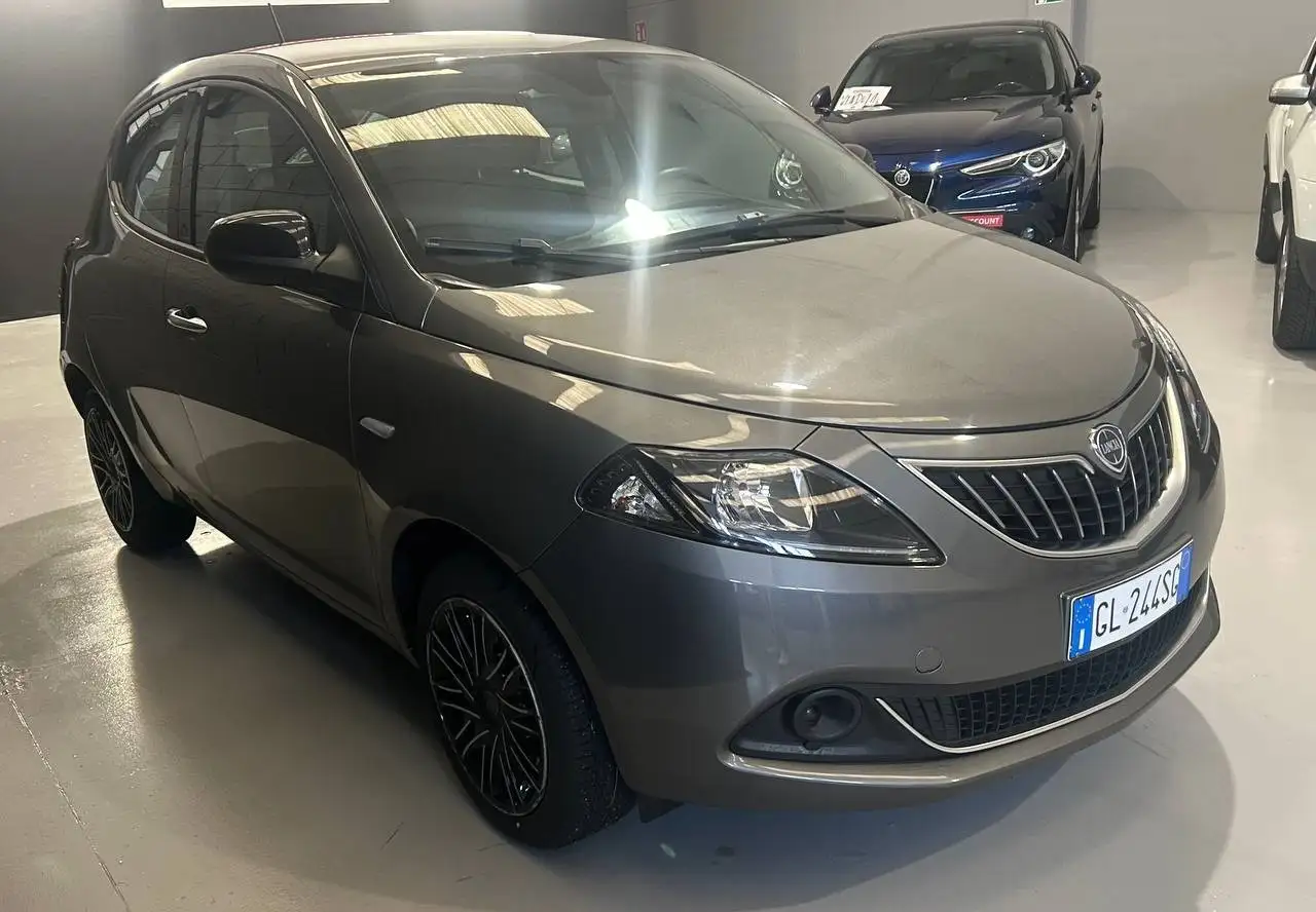 Lancia Ypsilon 2022