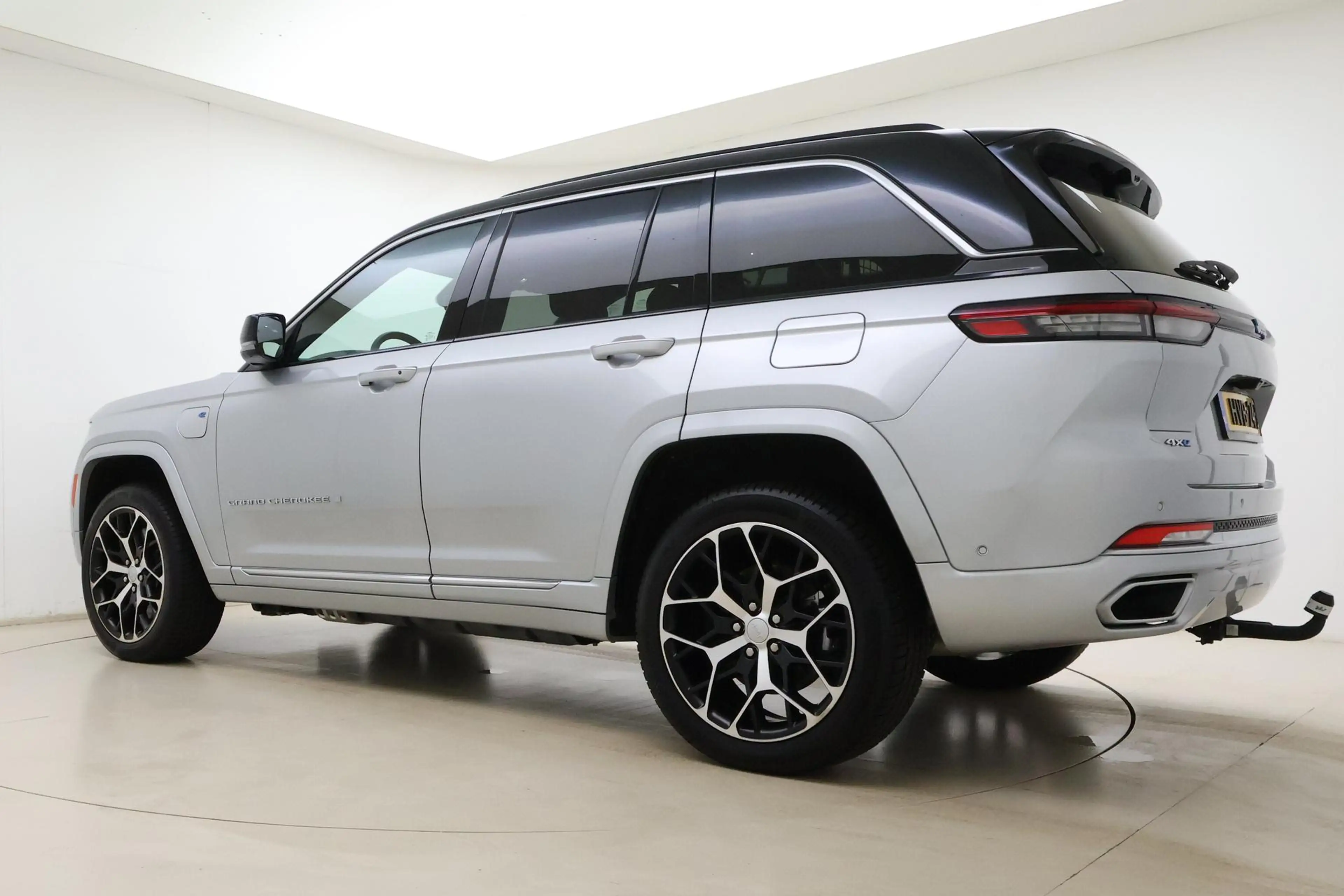 Jeep Grand Cherokee 2.0 Summit Reserve 4xe 380 PK | Trekhaak | 2332 KG — photo 12
