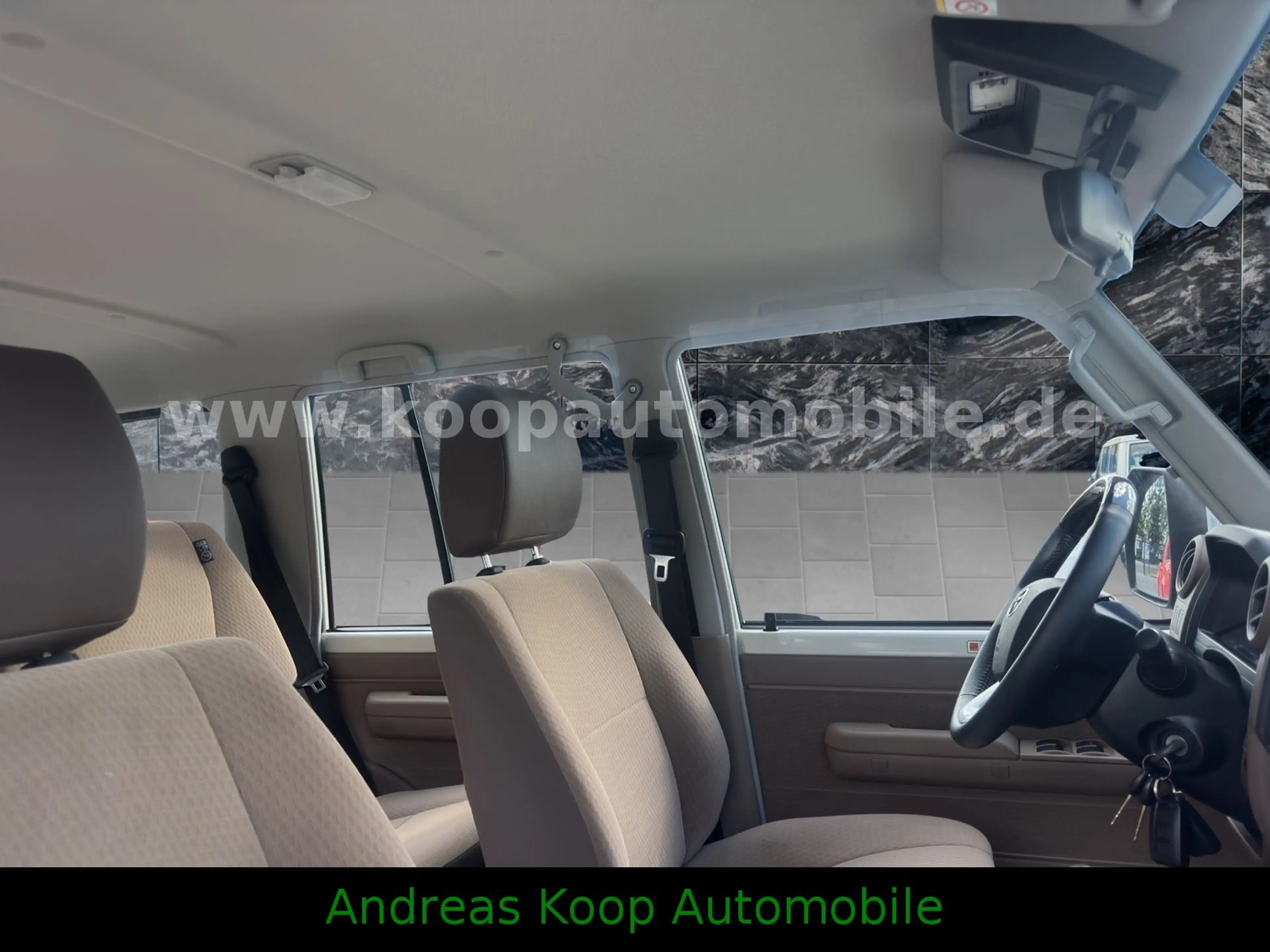 Toyota Land Cruiser VDJ 76 LX Diflock 4,5d V8 SOFORT — photo 9