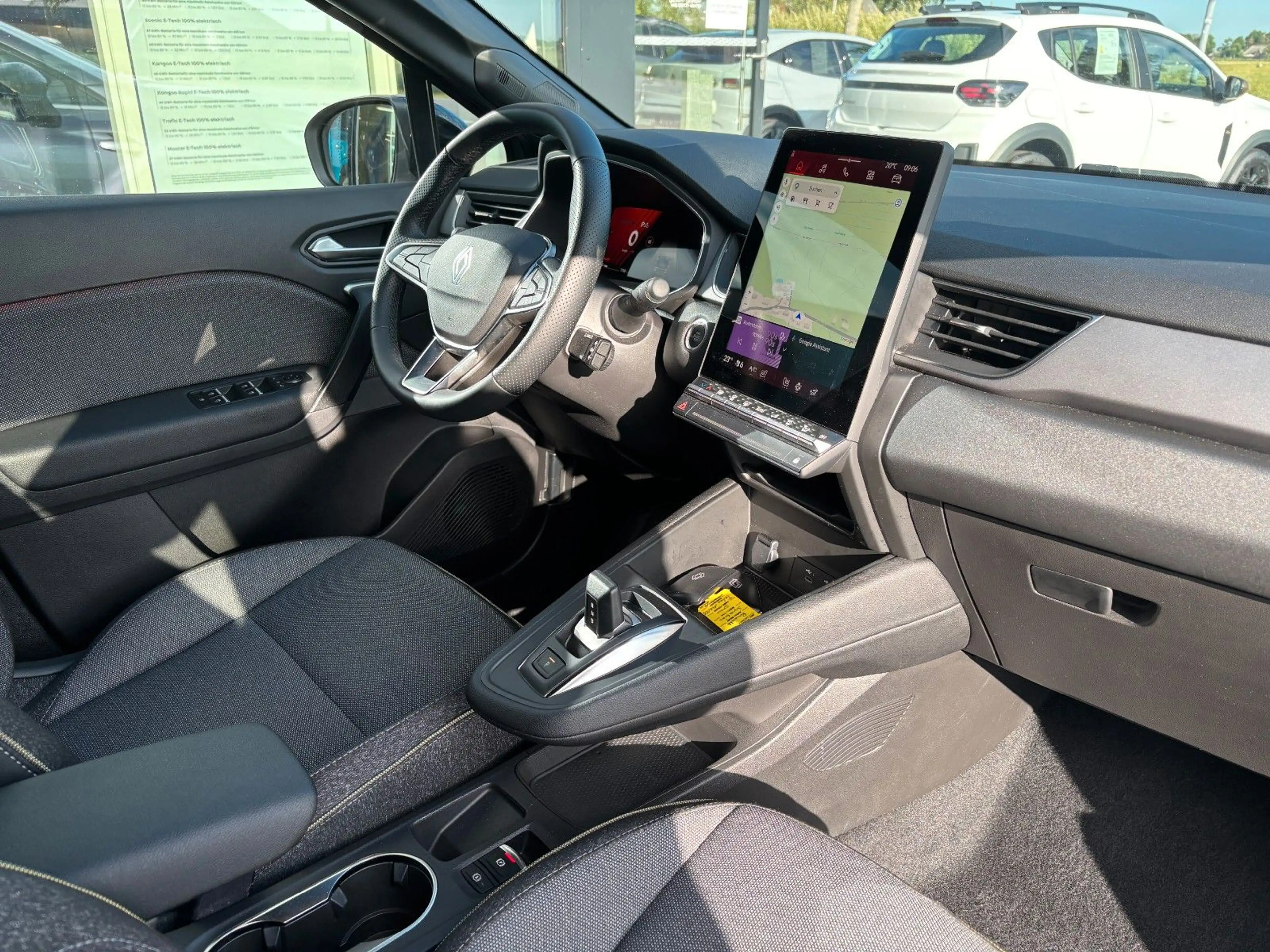 Renault Symbioz Techno Mild Hybrid 140 EDC — photo 12