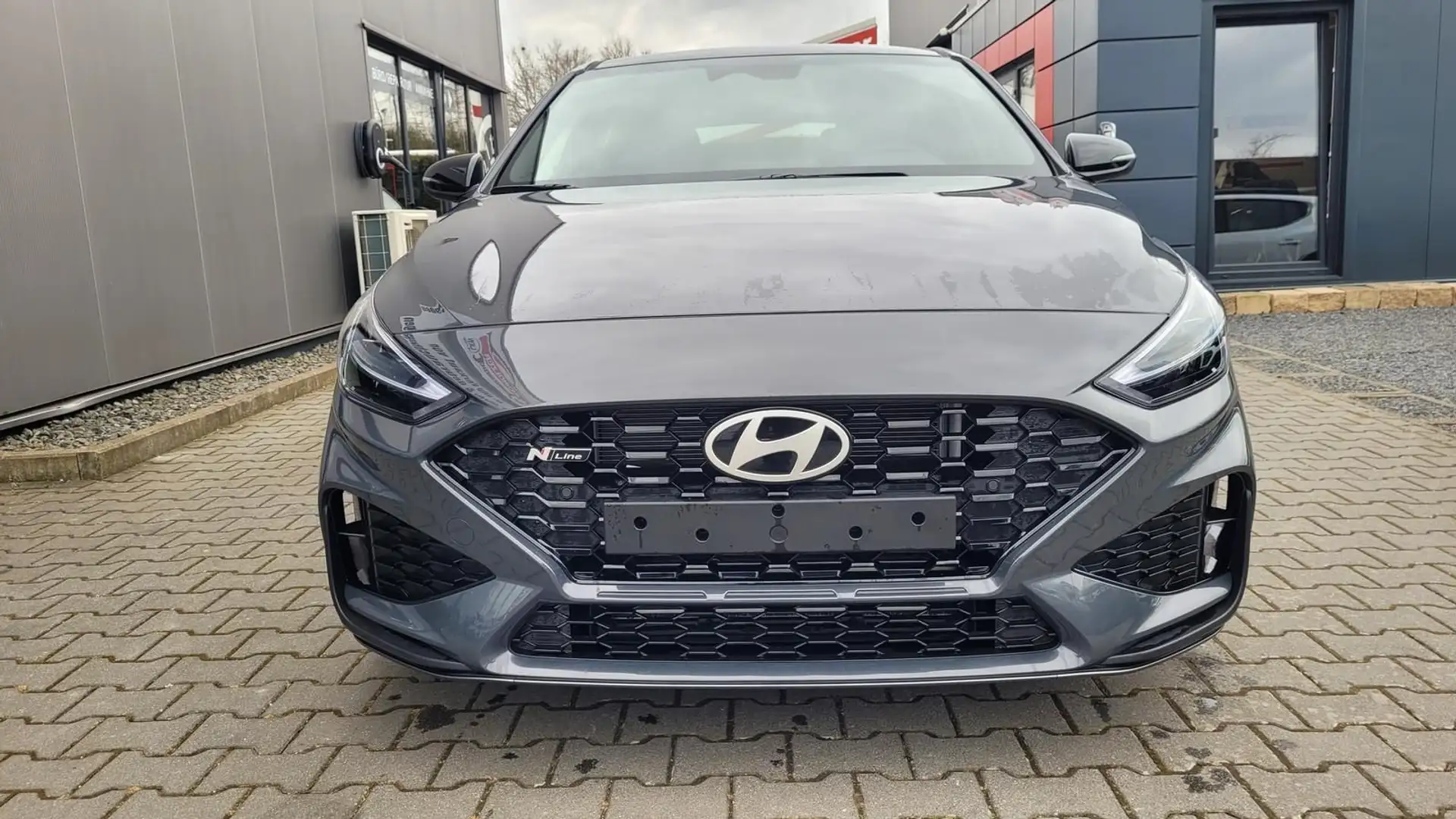Hyundai i30 N-Line HB N-Line*Navi*LED*Shzg*Lhzg*PDCv+... Grijs - 2