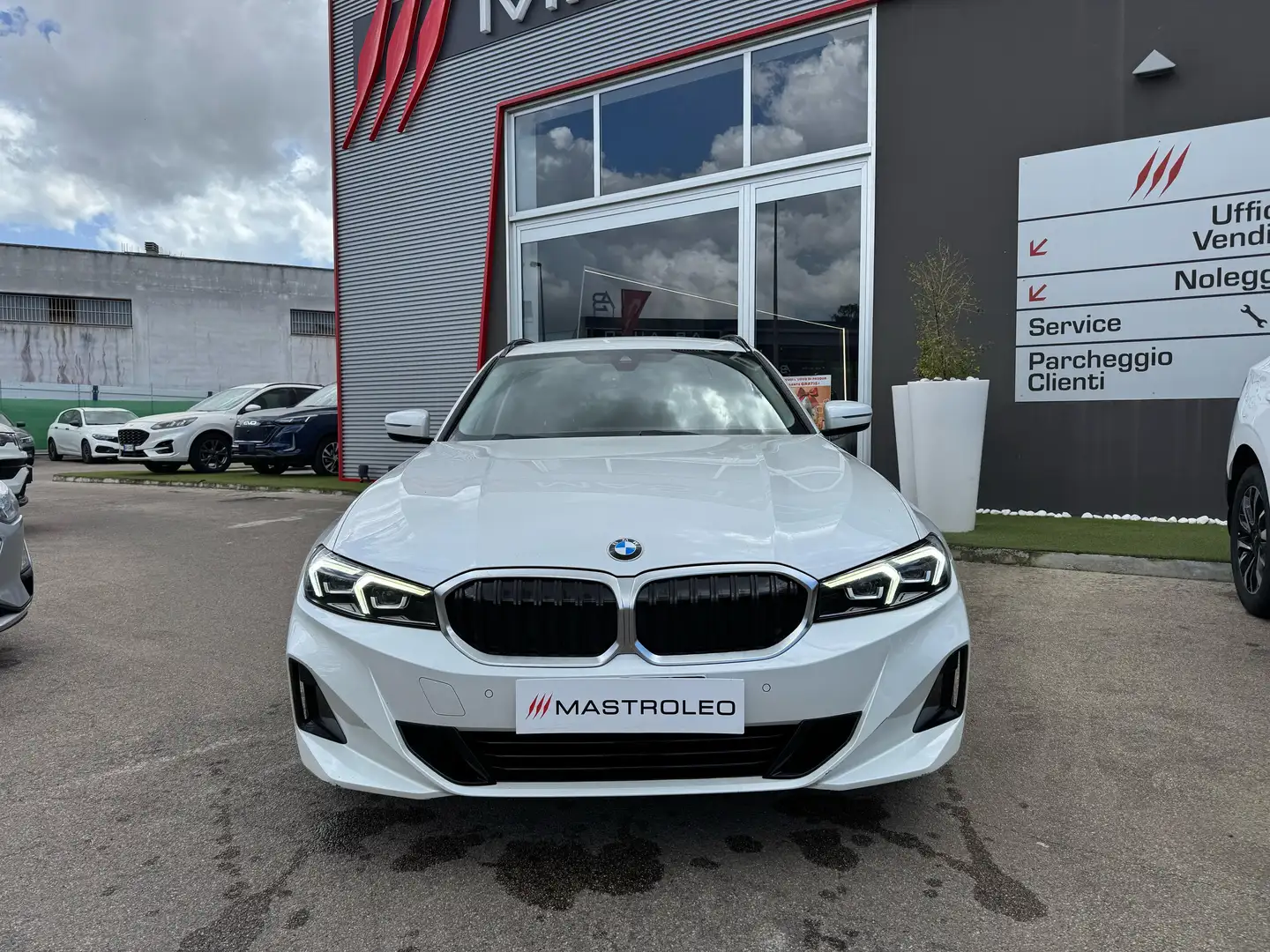 BMW 318 318d Touring mhev 48V Business Advantage Automatic Bianco - 2