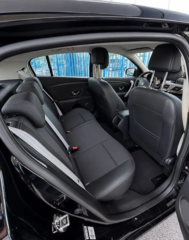 Renault Megane Berline — photo 6