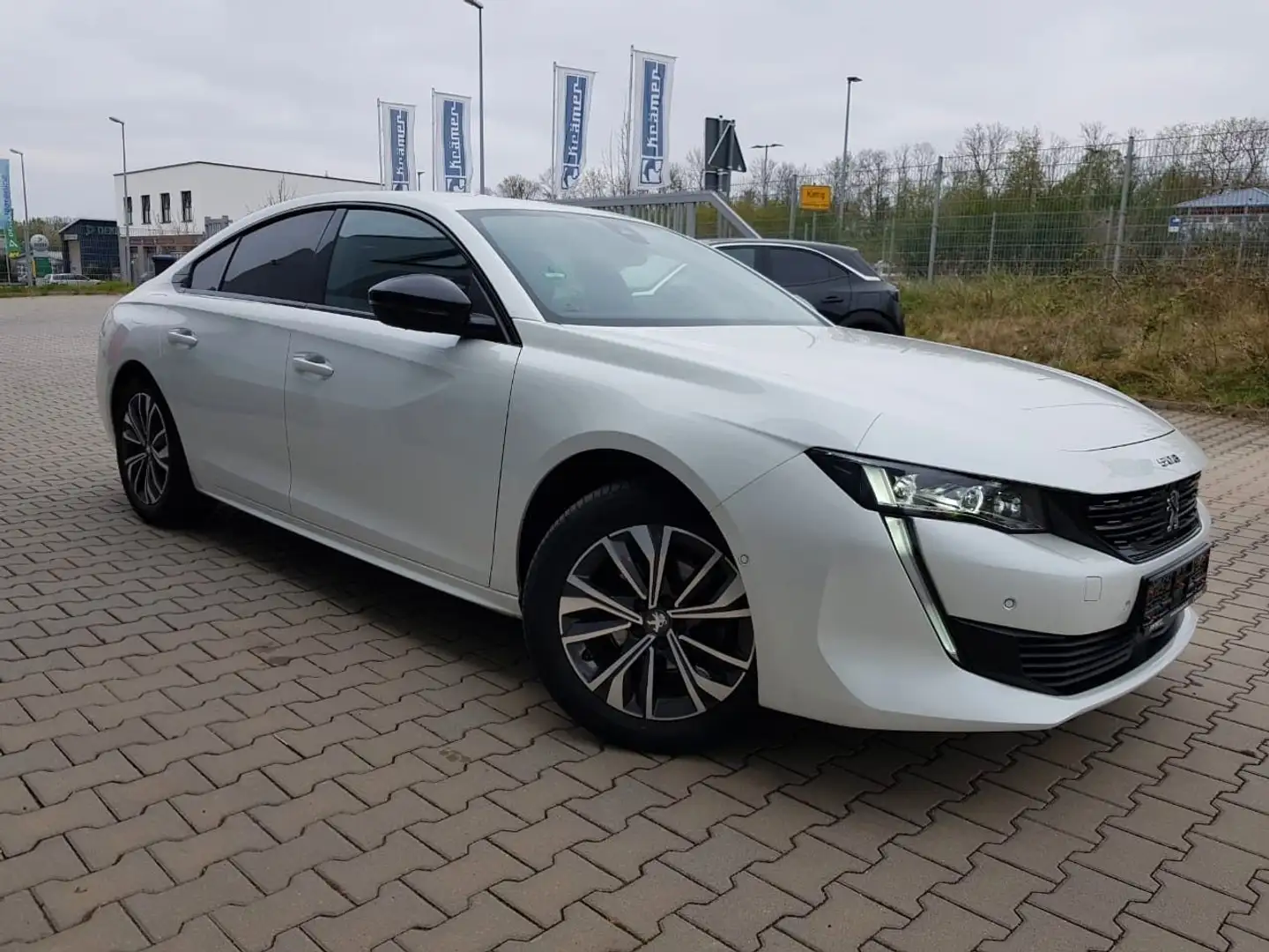 Peugeot 508 Allure Pack PureTech LED Kamera Navi Weiß - 1