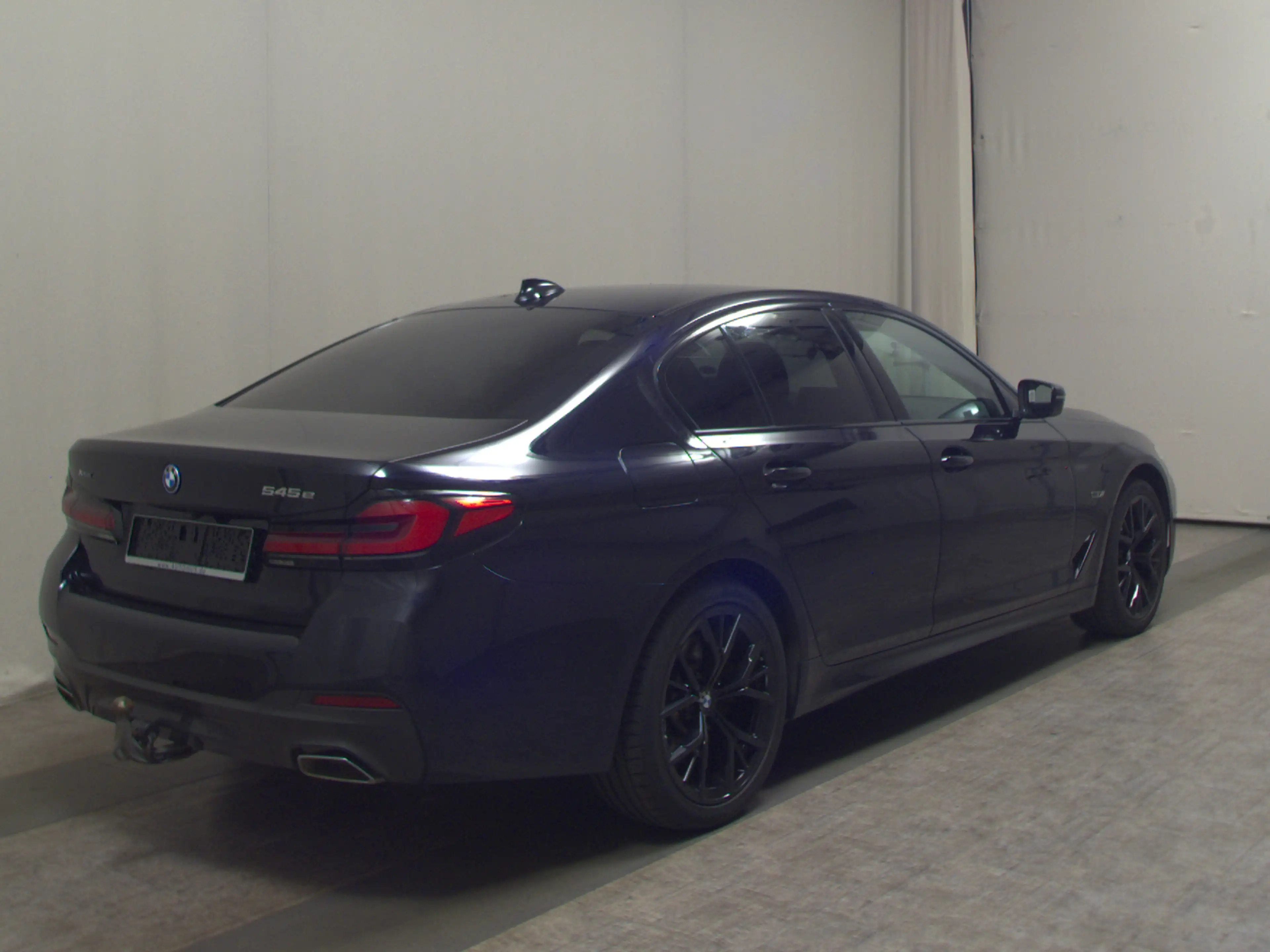 BMW 545 e xDr M-Sport Navi LED HuD LC prof. AHK — photo 4