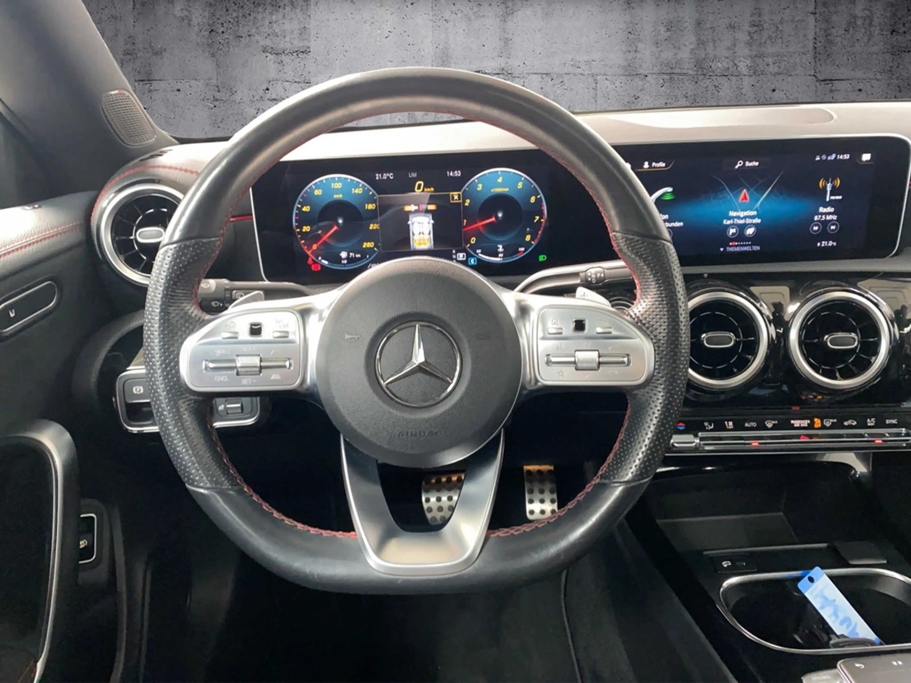 Mercedes-Benz CL A Shooting Brake 250 AMG Line Panodach+360°Kamera+DAB+ — photo 21