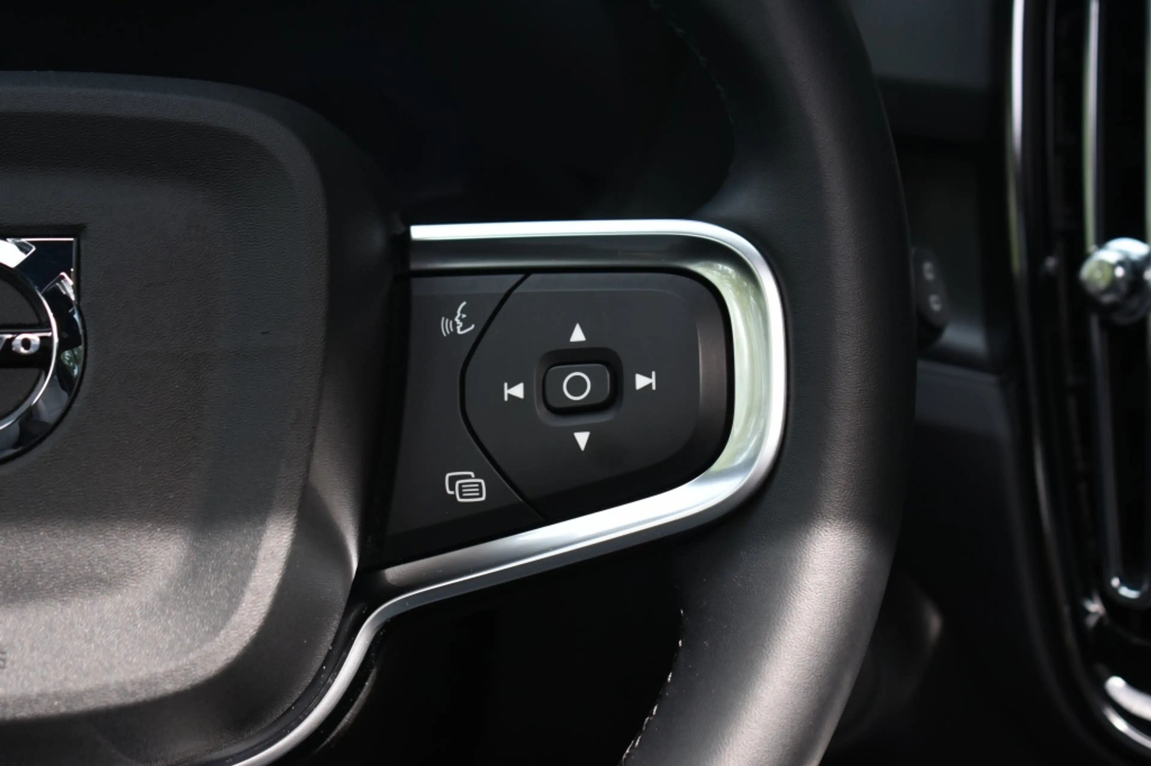 Volvo EX40 Extended Range Ultra 252pk/82kWh | Climate | Getin — photo 37