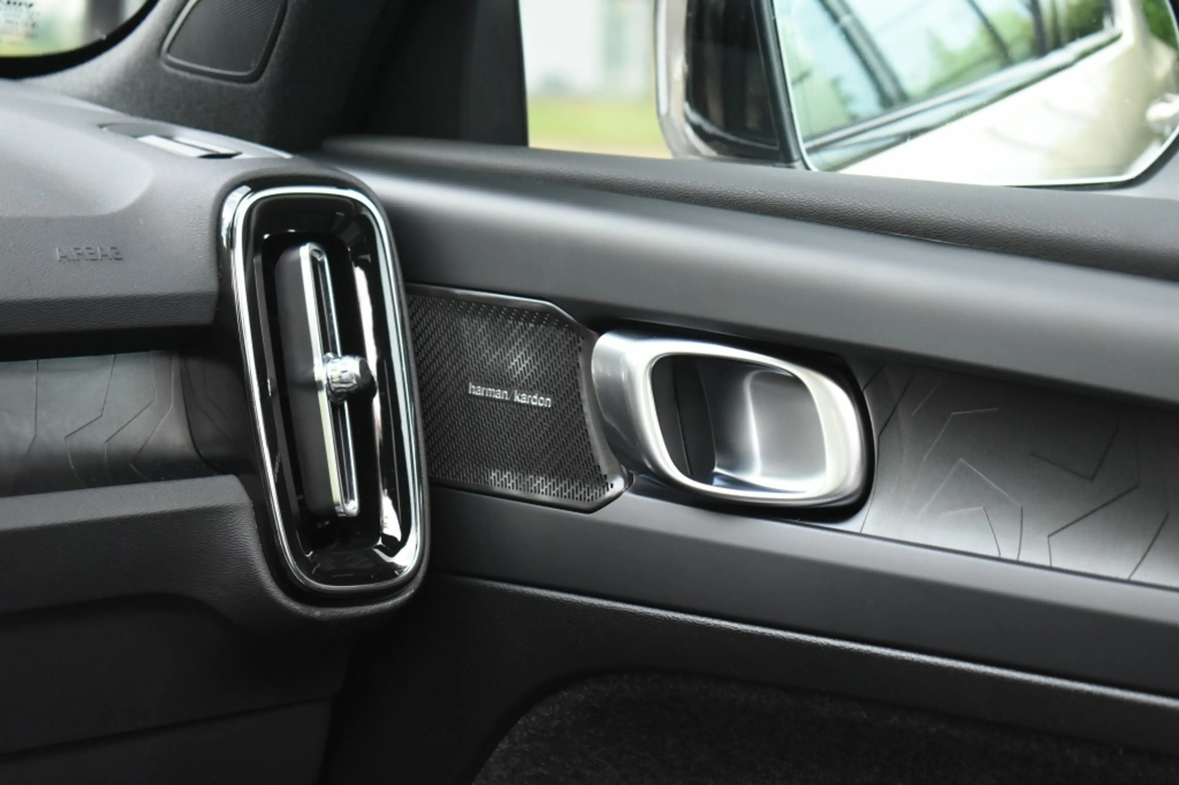 Volvo EX40 Extended Range Ultra 252pk/82kWh | Climate | Getin — photo 32
