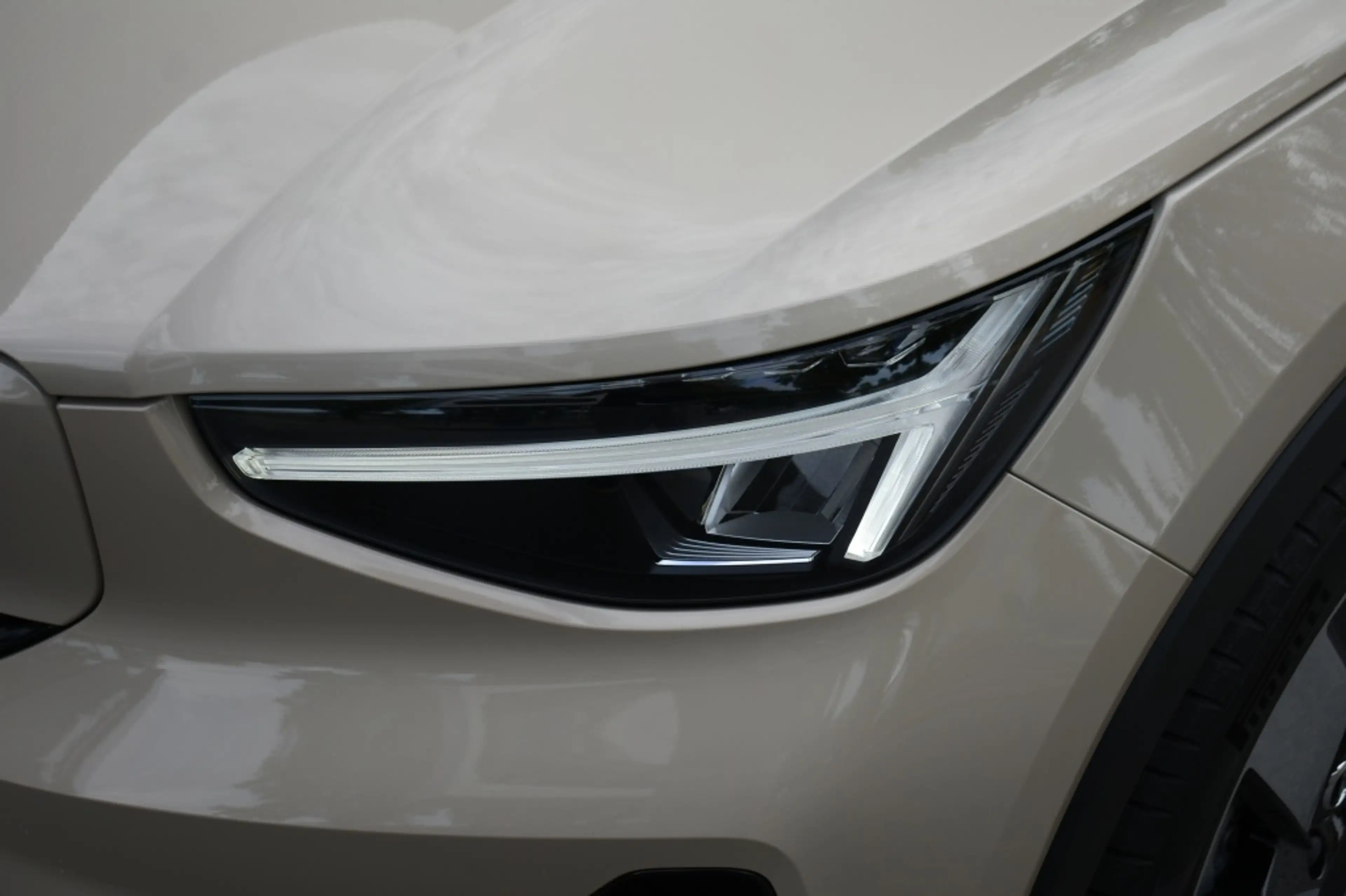 Volvo EX40 Extended Range Ultra 252pk/82kWh | Climate | Getin — photo 7