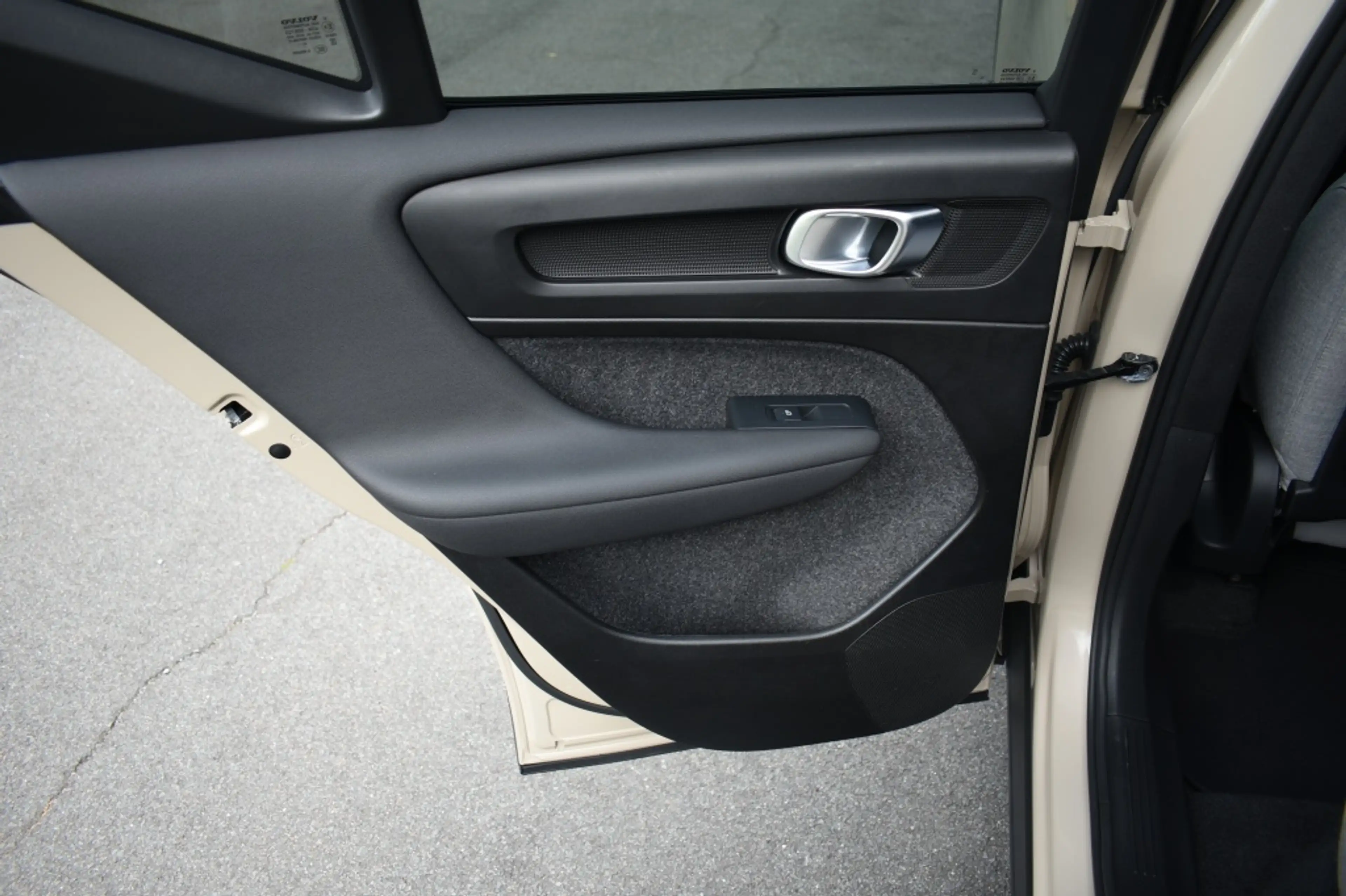 Volvo EX40 Extended Range Ultra 252pk/82kWh | Climate | Getin — photo 25