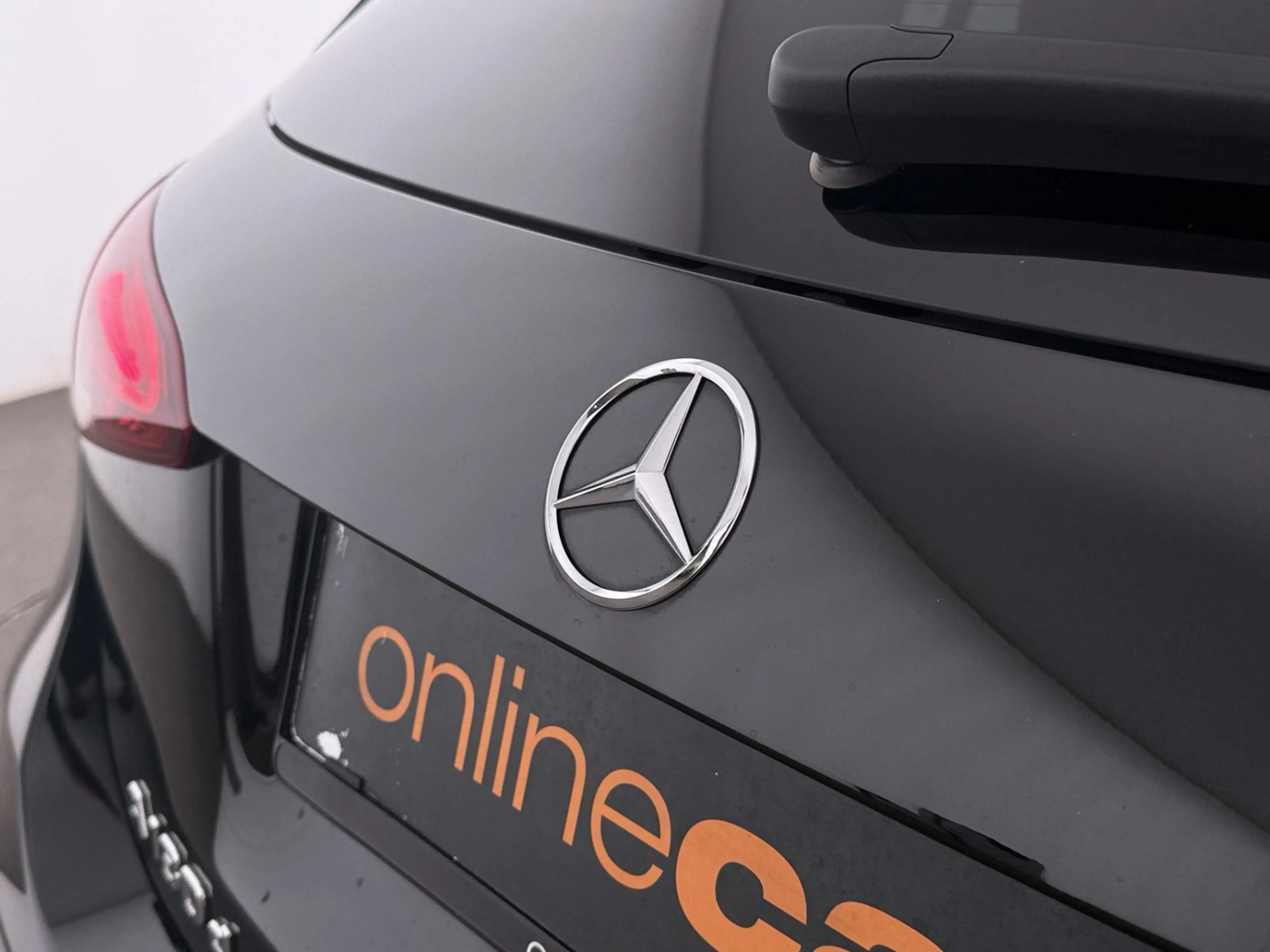 Mercedes-Benz A 180 d  Progressive Aut LED LEDER NAVI SITZHZG — photo 11