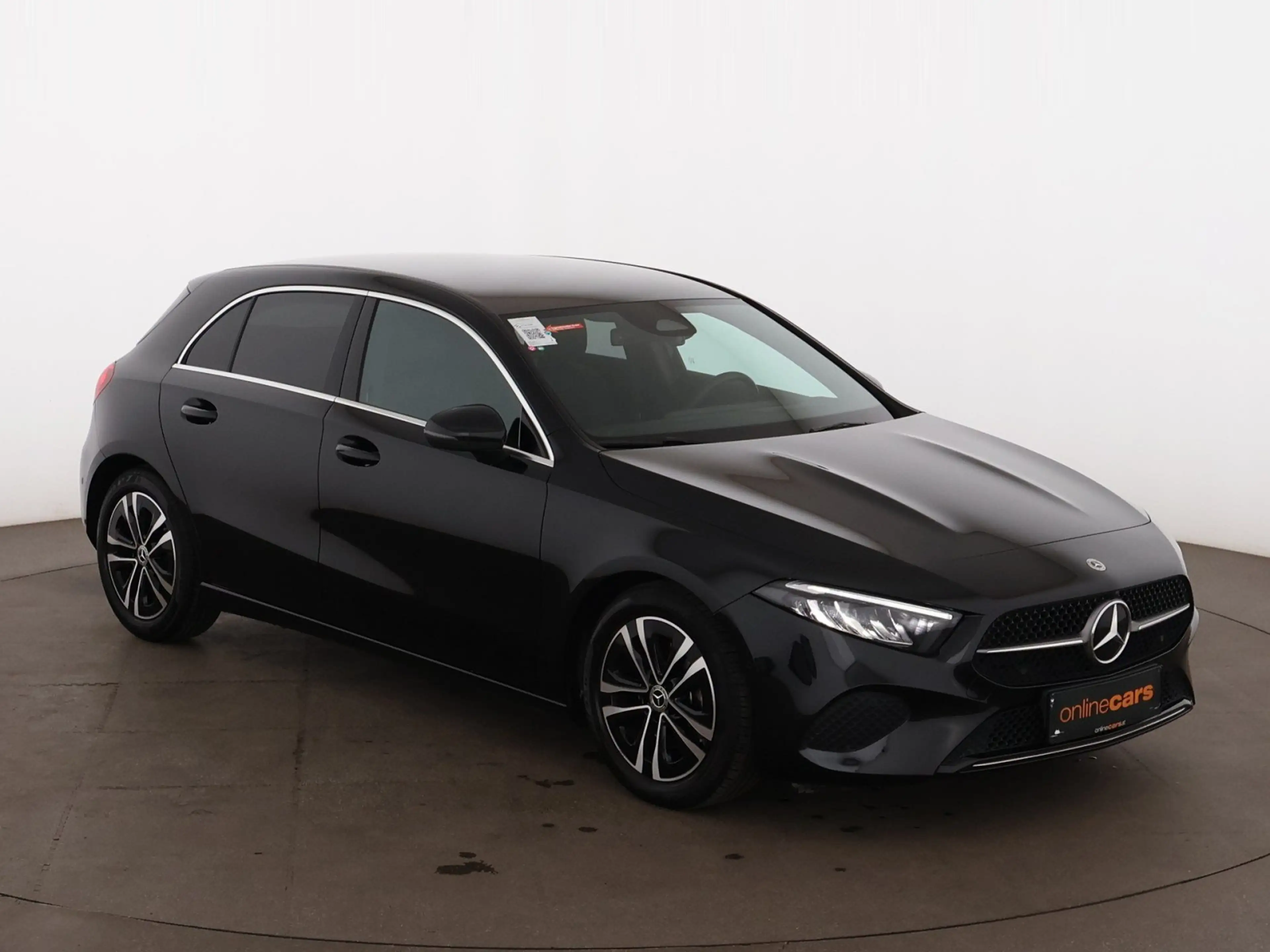 Mercedes-Benz A 180 d  Progressive Aut LED LEDER NAVI SITZHZG — photo 5