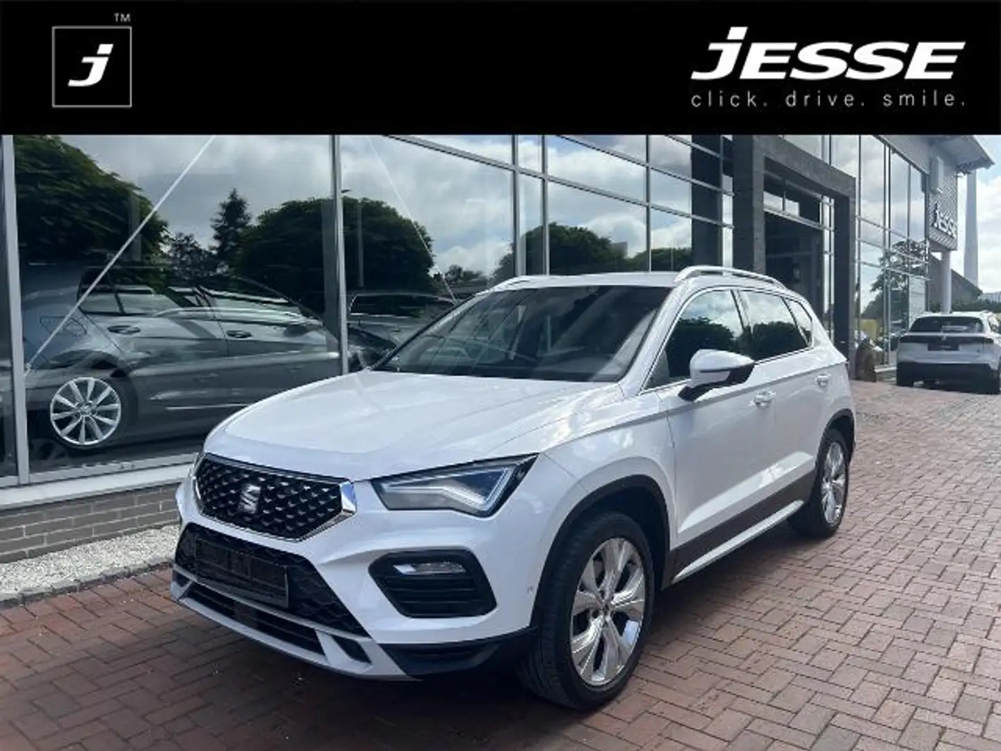 SEAT Ateca 2.0 TDI Xperience LED Navi CarPlay R.Cam Wit - 1