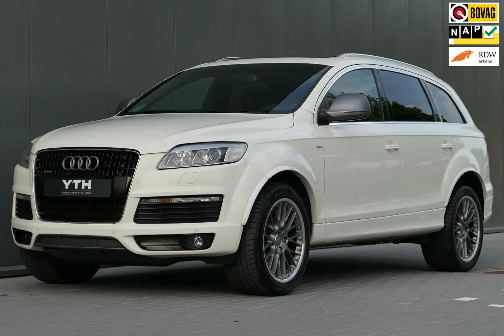 Audi Q7 3.6 FSI Quattro S-Line 7-Persoons Youngtimer Panor Bílá - 1