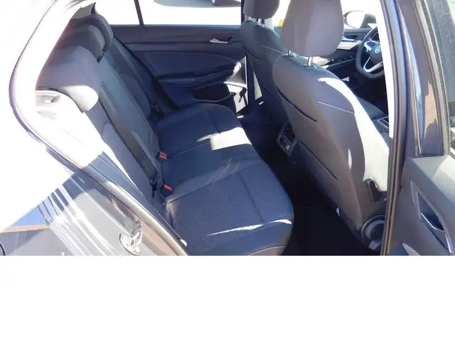 Volkswagen Golf view 12