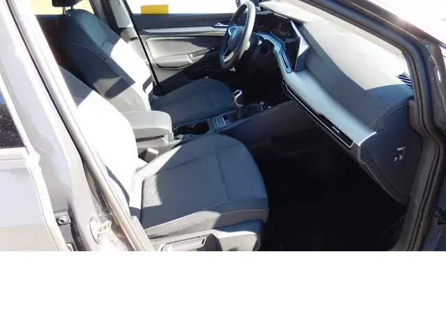 Volkswagen Golf view 13
