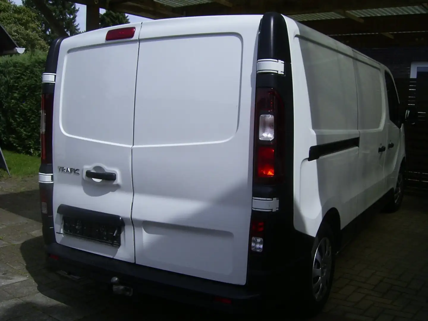 Renault Trafic AHK2000kg Tüv Neu Weiß - 1