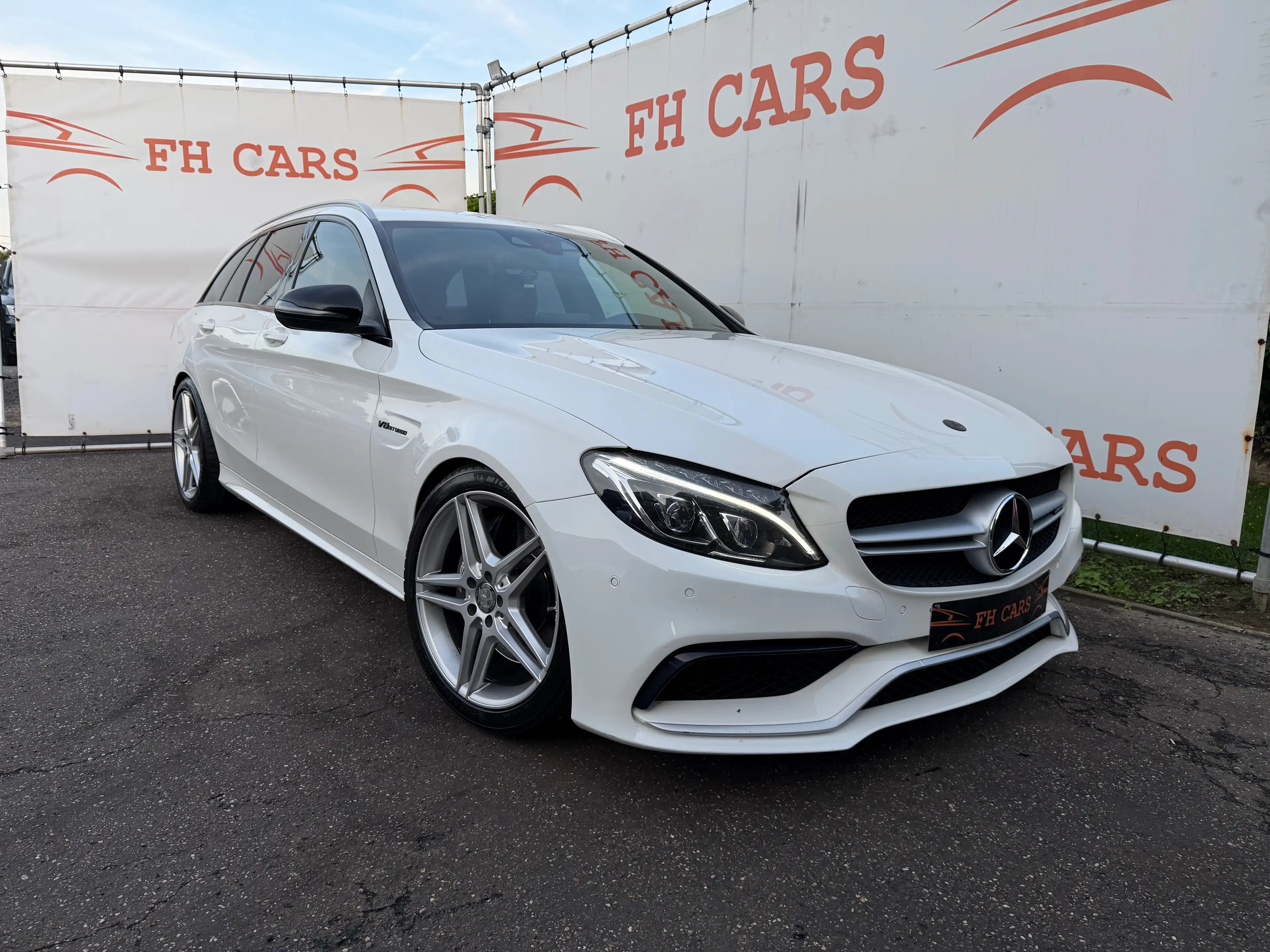 Mercedes-Benz C 63 AMG V8 BI-TURBO *AMG PERFORMANCE SEATS*MEMORY*600 PK*I