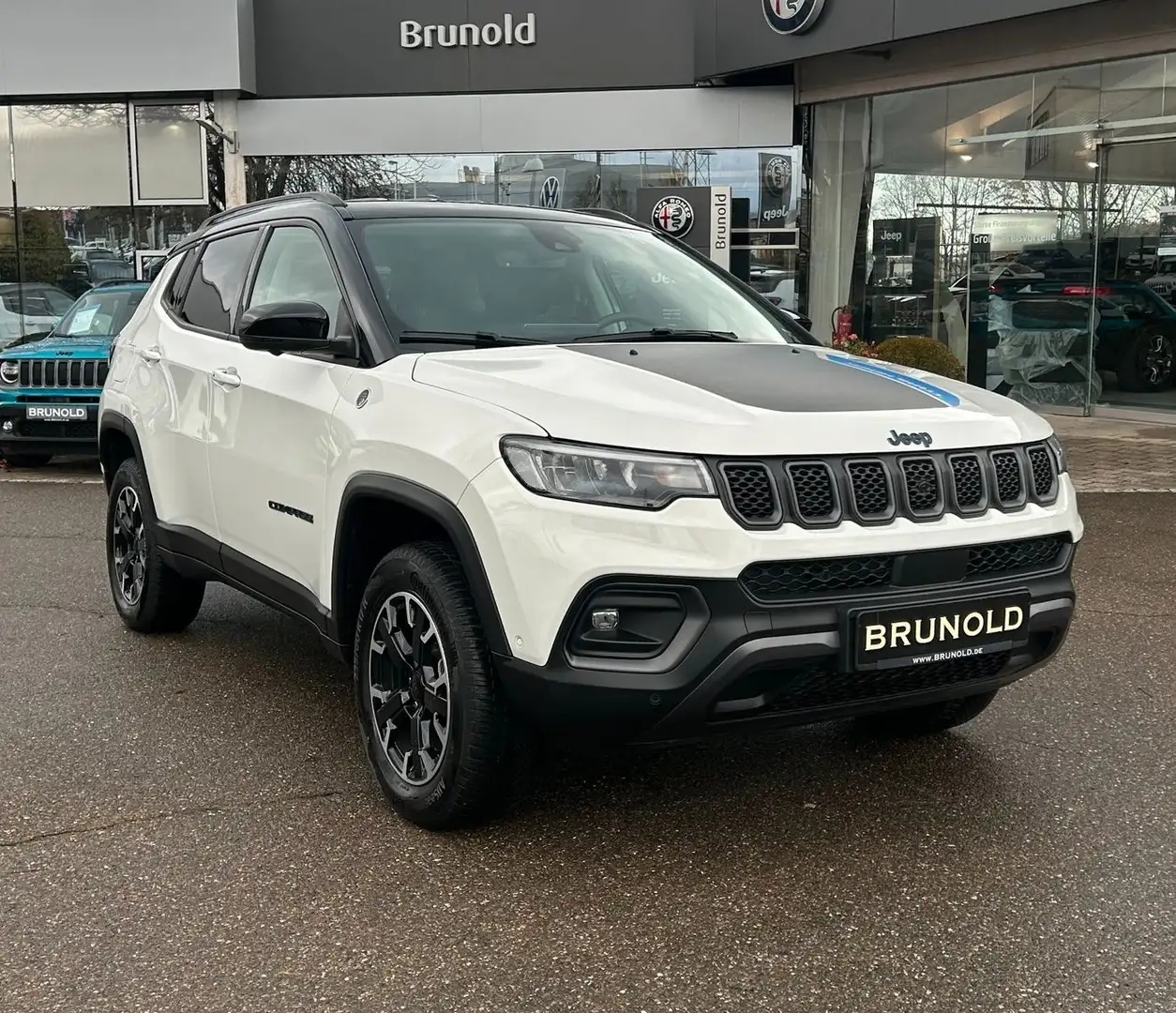 Jeep Compass Trailhawk Plug-In Hybrid 4WD Weiß - 2