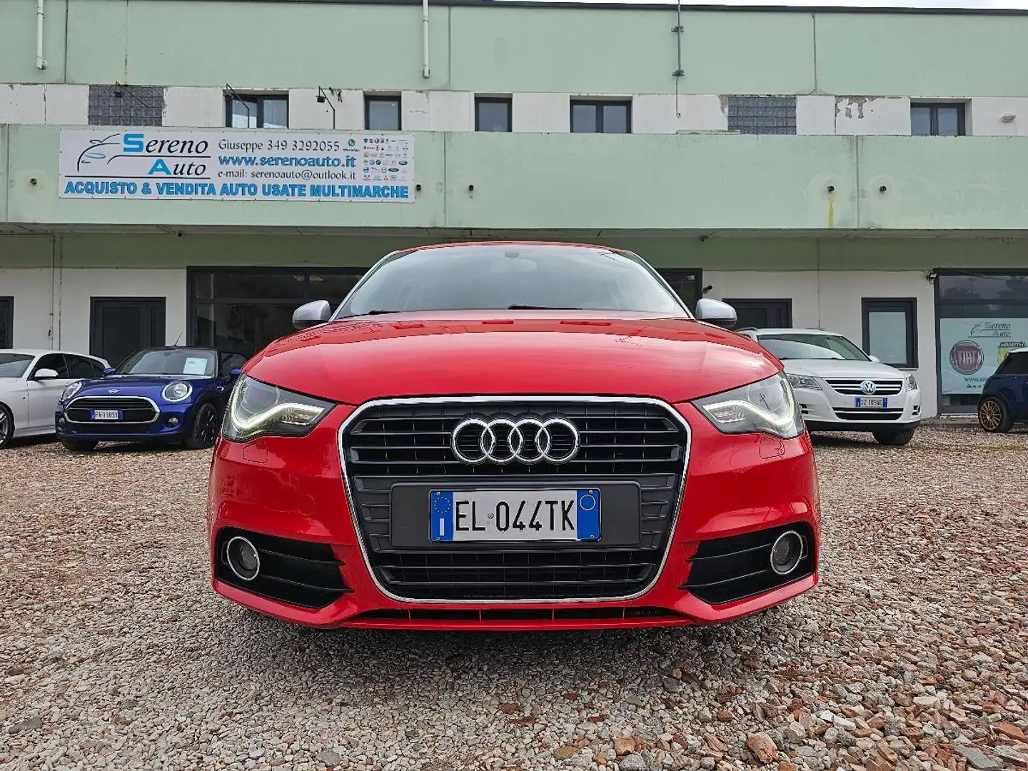 Audi A1 1.6 TDI F.AP. Attraction Rosso - 2
