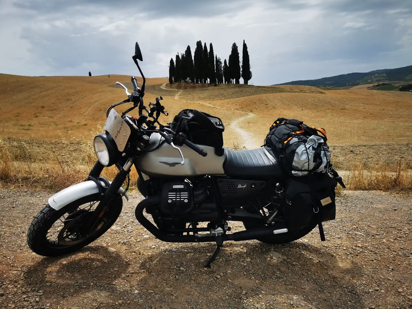 Moto Guzzi V 7 v7 III rough abs Argent - 1