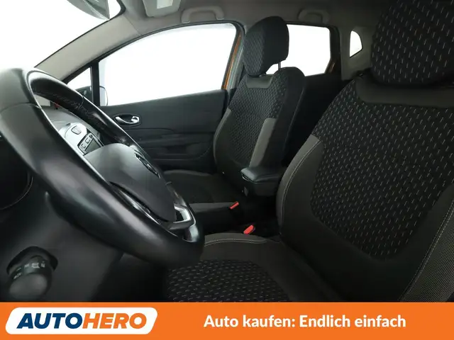 Renault Captur view 10