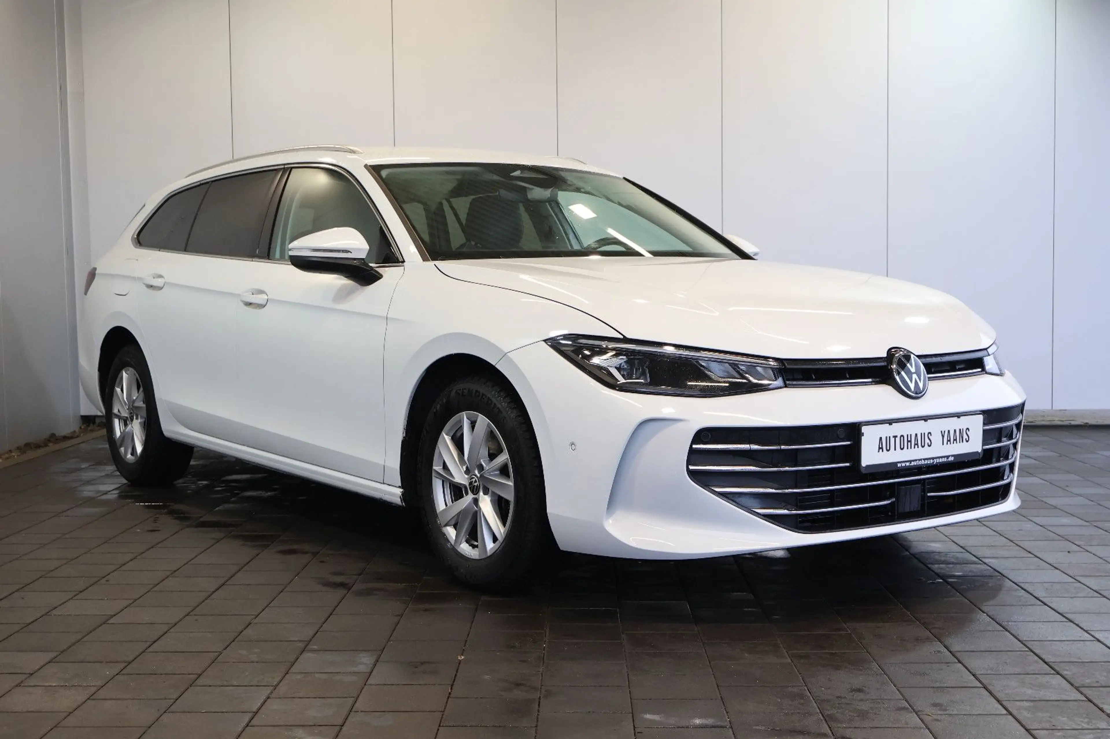 Volkswagen Passat Variant Passat 2.0 TDI Business ACC+SIDE+KAM+LANE+LED — photo 3