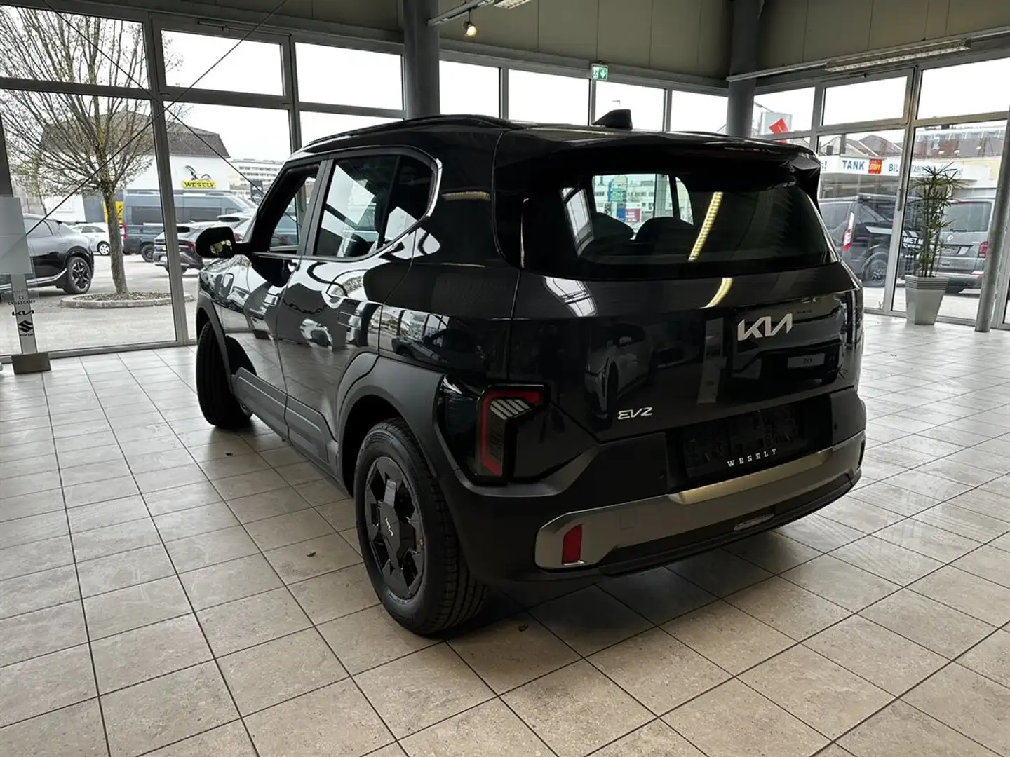 Kia EV2 EARTH 42.2 KWH Grau - 2