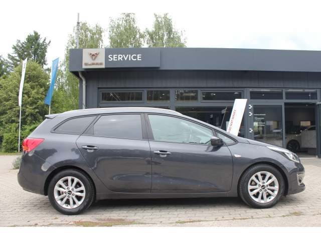 Imagine Kia Ceed SW / cee'd SW cee´d Sportswagon SHZ. PDC. Alu. Radio. LenkHZ.