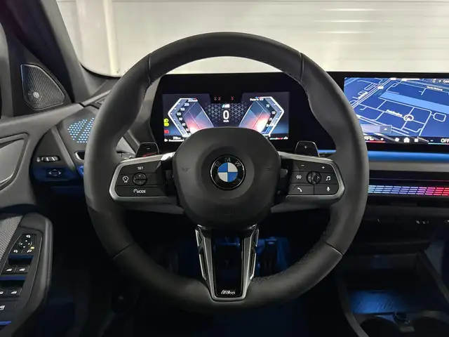 BMW 1 Series view 12