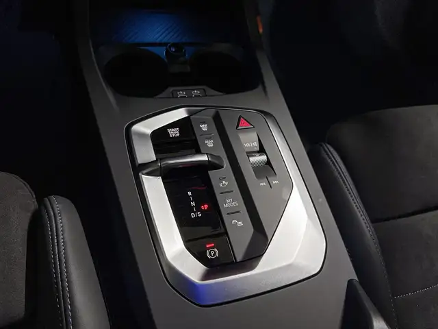 BMW 1 Series view 14