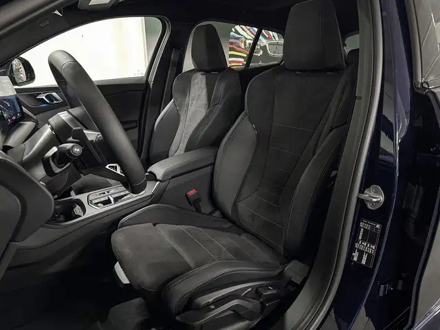 BMW 1 Series view 9