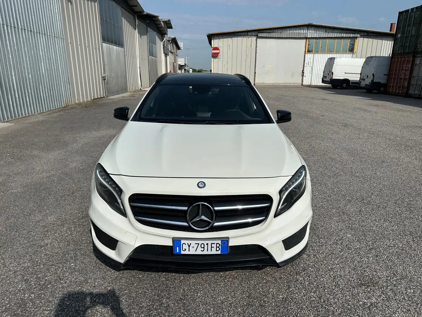 Mercedes-Benz GLA 200 GLA 220 d Automatic Premium Blanc - 2