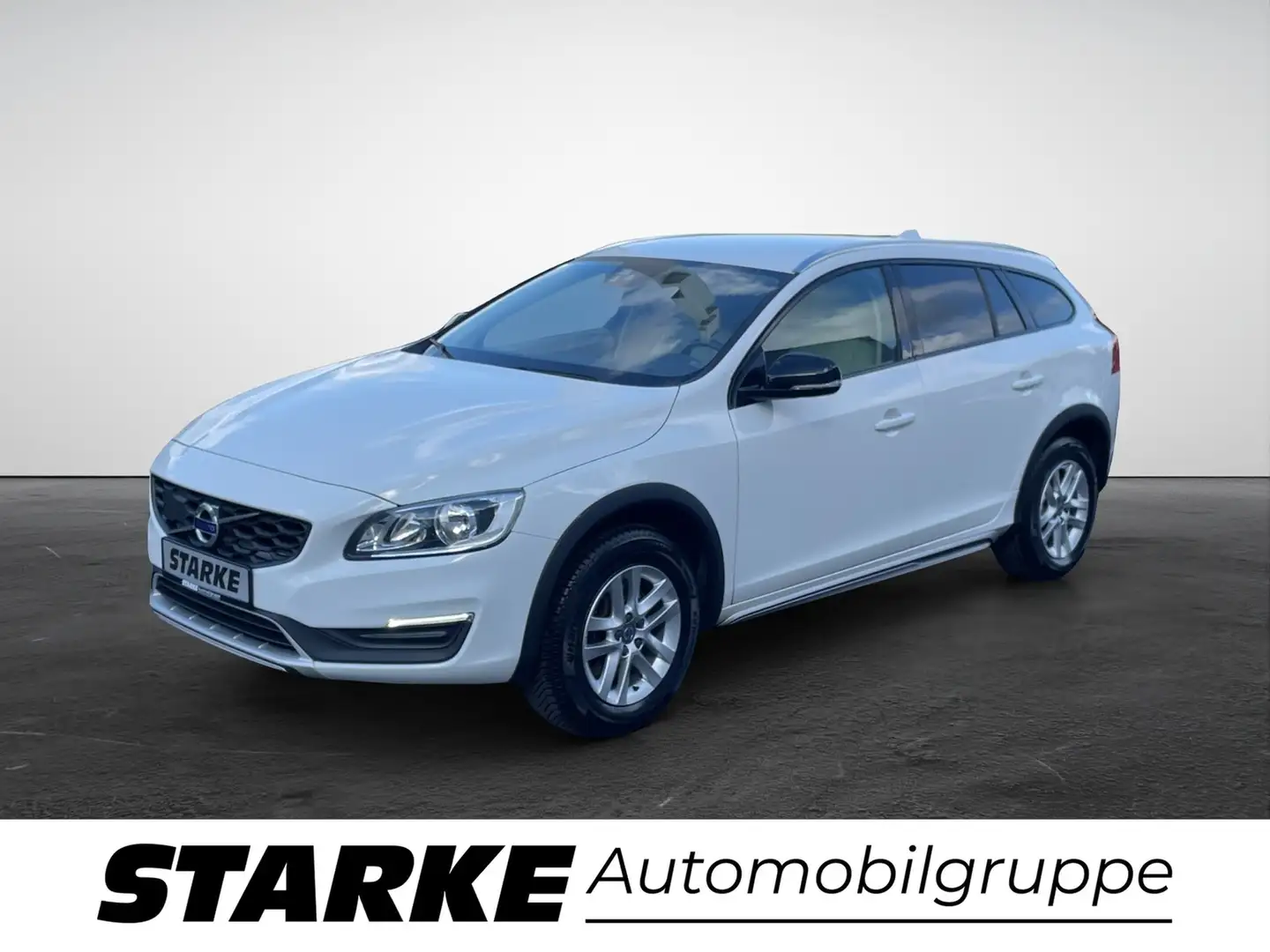 Volvo V60 Cross Country Pro Blanc - 1